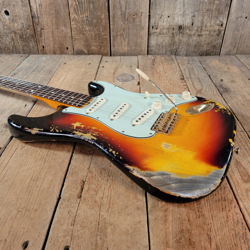 Fender 1962 Stratocaster Heavy Relic Gold Hardware 2019