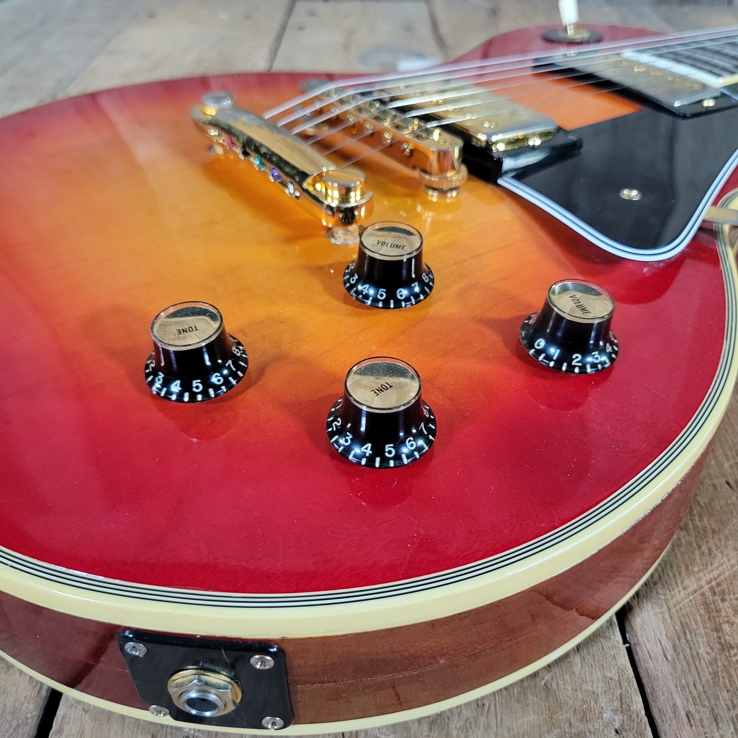 Gibson Les Paul Custom Sunburst 1976