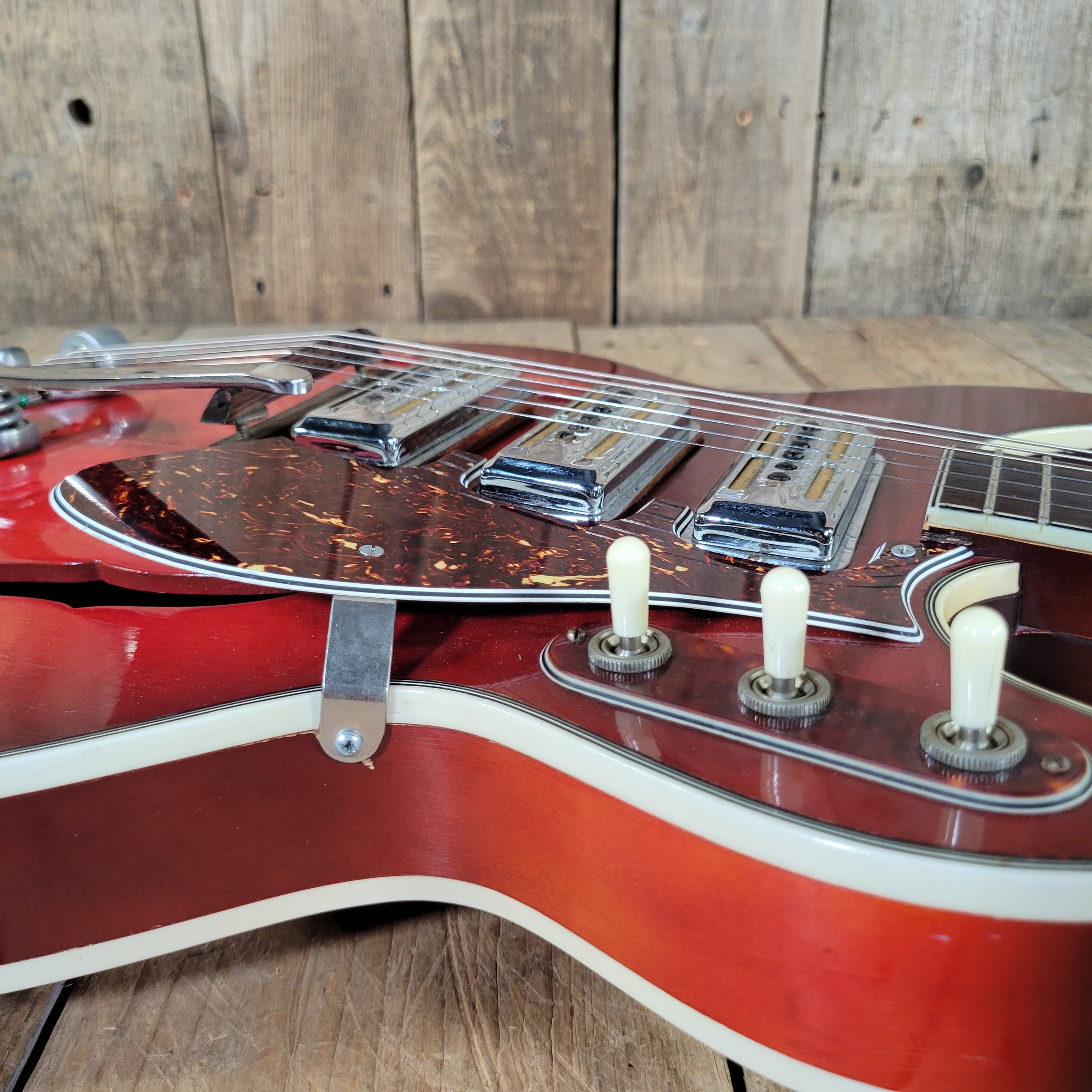 Harmony H77 Hollowbody Electric 1963 (Pre-H78 Model)