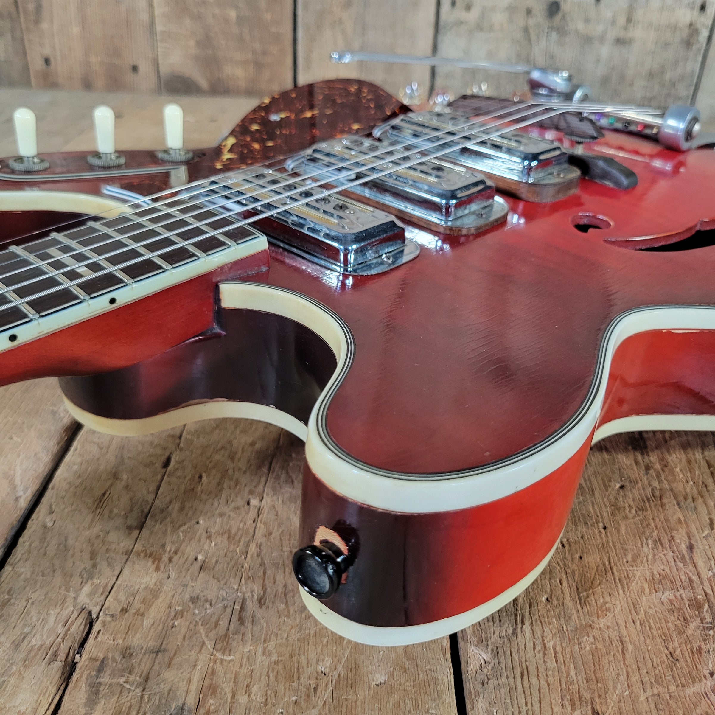 Harmony H77 Hollowbody Electric 1963 (Pre-H78 Model)