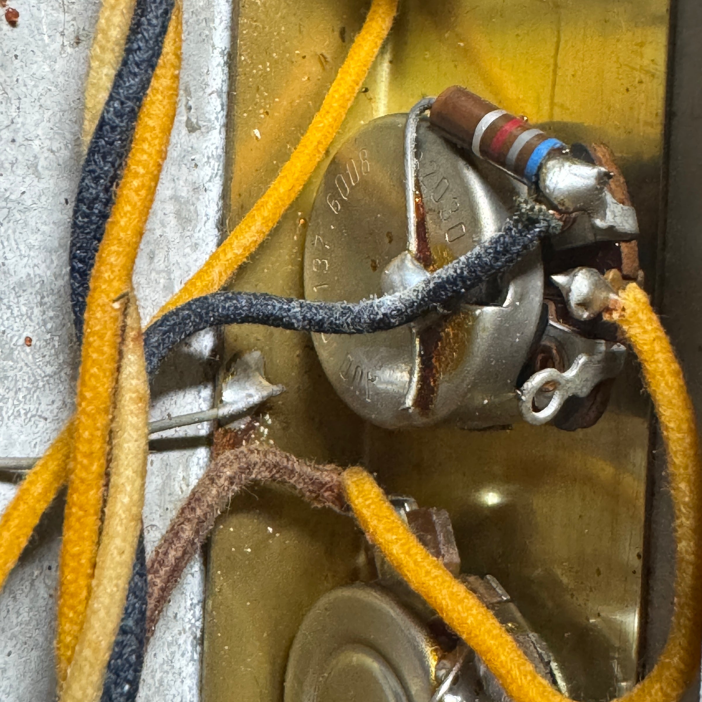 Fender Twin Amp 6G8 Rough Blonde Tolex 1961 – Vintage Pre-CBS Guitar Amplifier