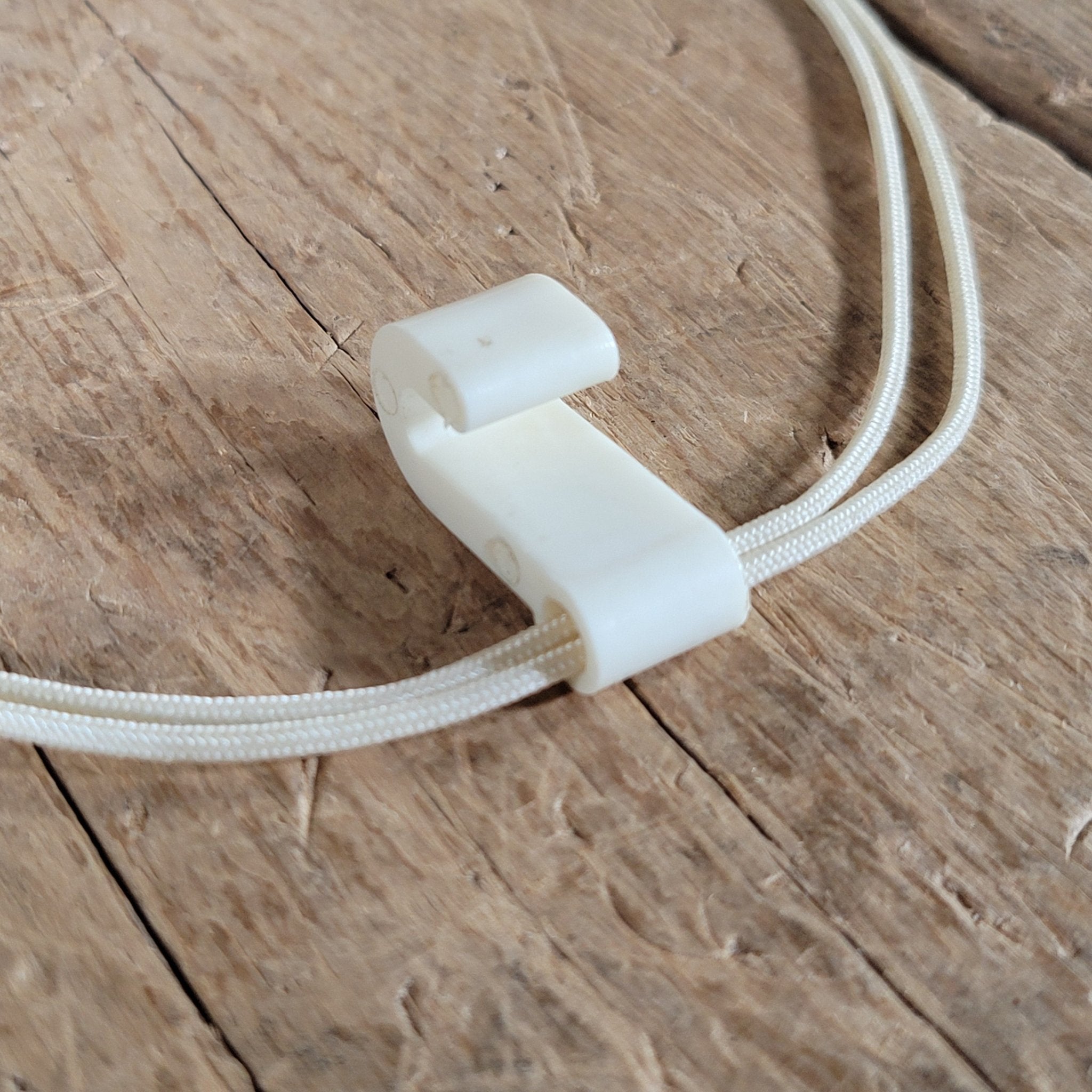 Ace White Leather Classical guitar strap 1960s 1970s - Mahar's Vintage Guitars