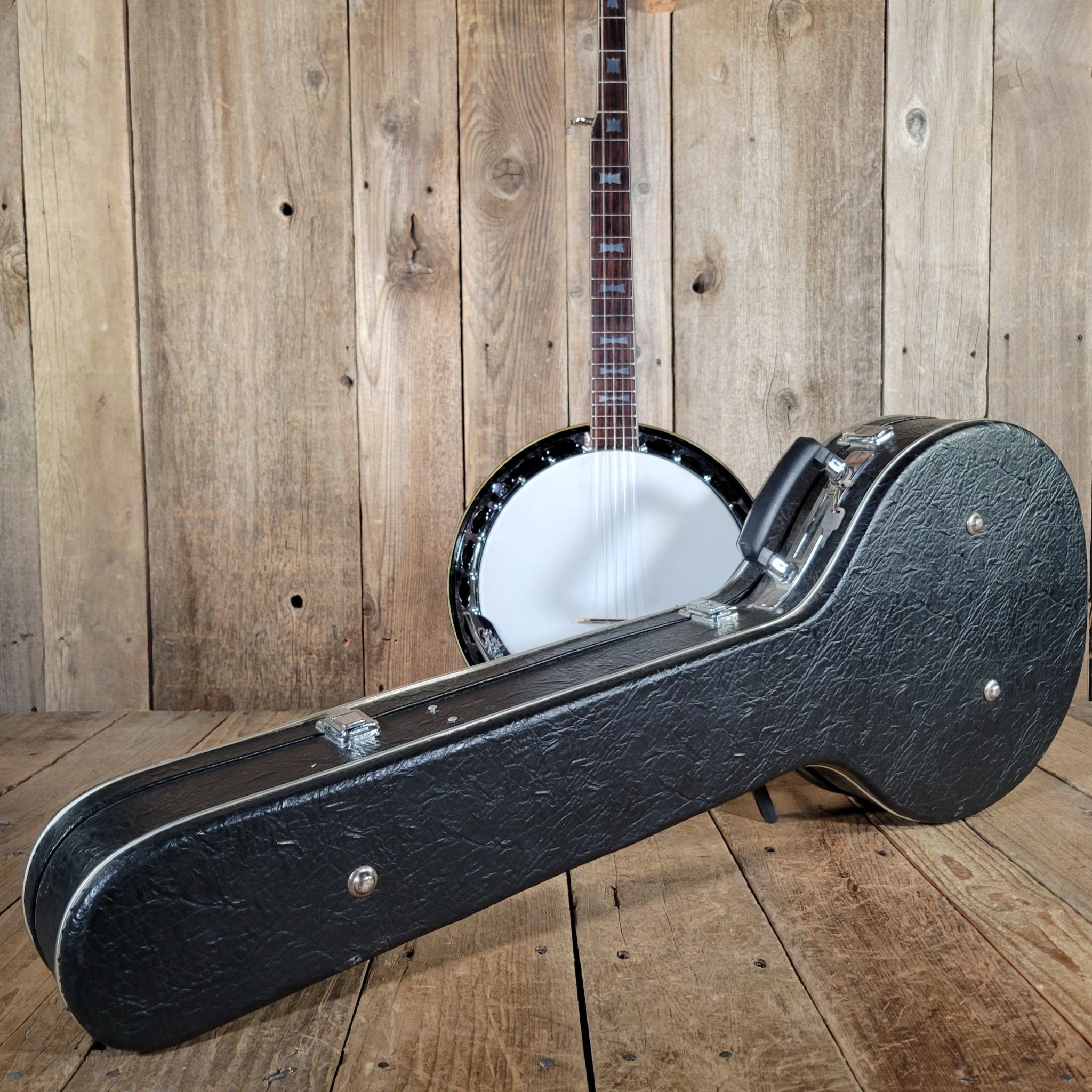 Alvarez Deluxe 5 - String Banjo 1970s – Japanese Mastercraft, Resonator Bluegrass Banjo - Mahar's Vintage Guitars