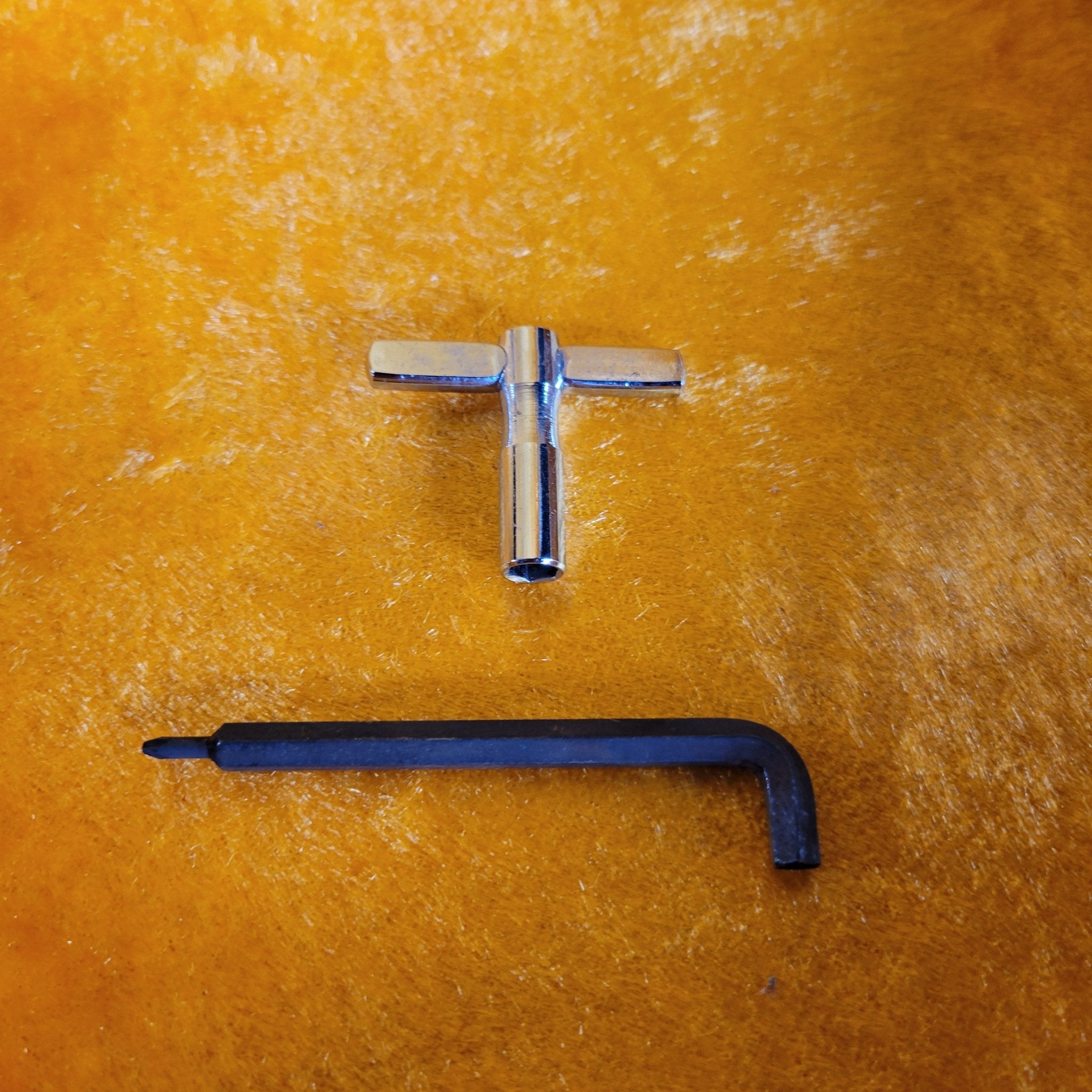 Alvarez Deluxe 5 - String Banjo 1970s – Japanese Mastercraft, Resonator Bluegrass Banjo - Mahar's Vintage Guitars