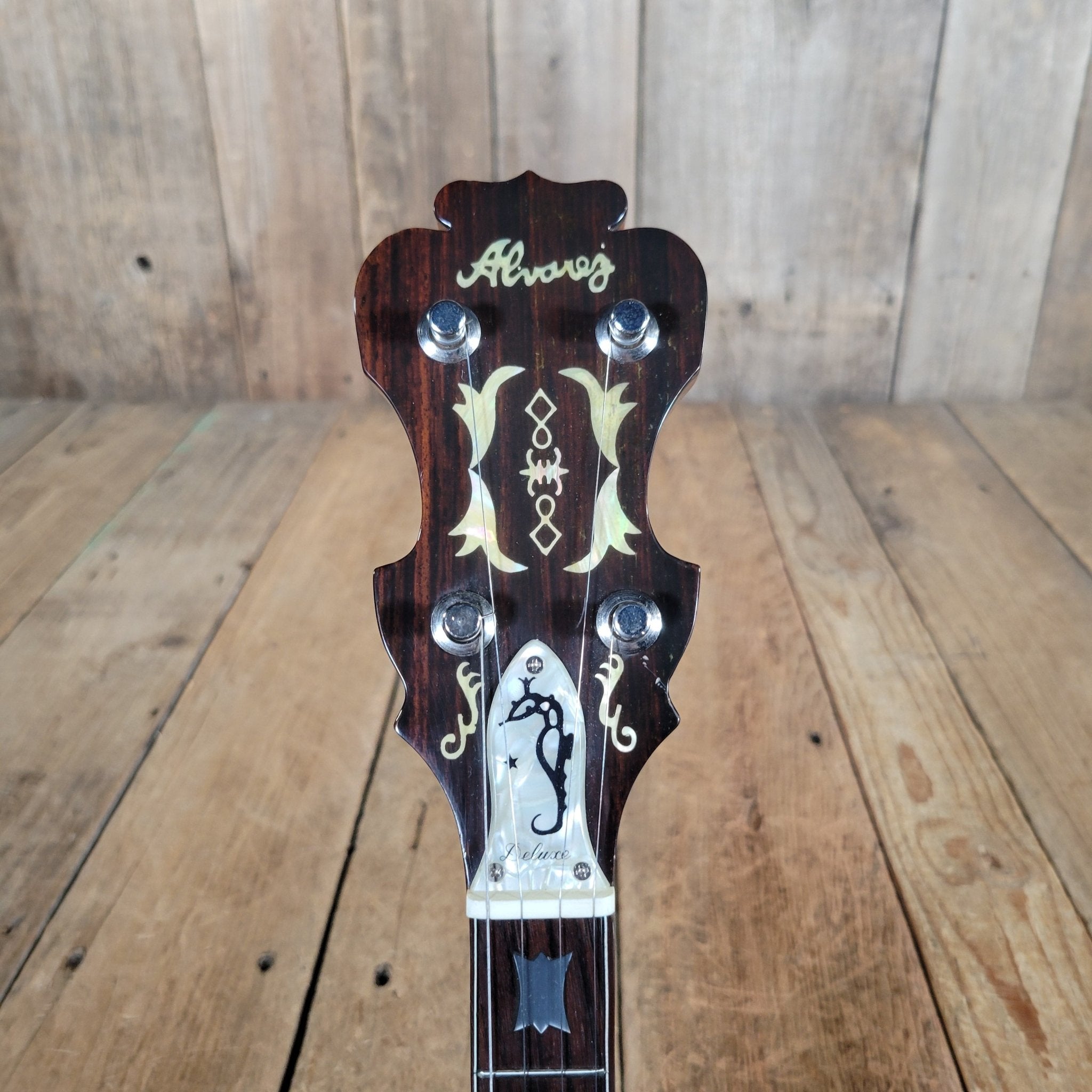 Alvarez Deluxe 5 - String Banjo 1970s – Japanese Mastercraft, Resonator Bluegrass Banjo - Mahar's Vintage Guitars