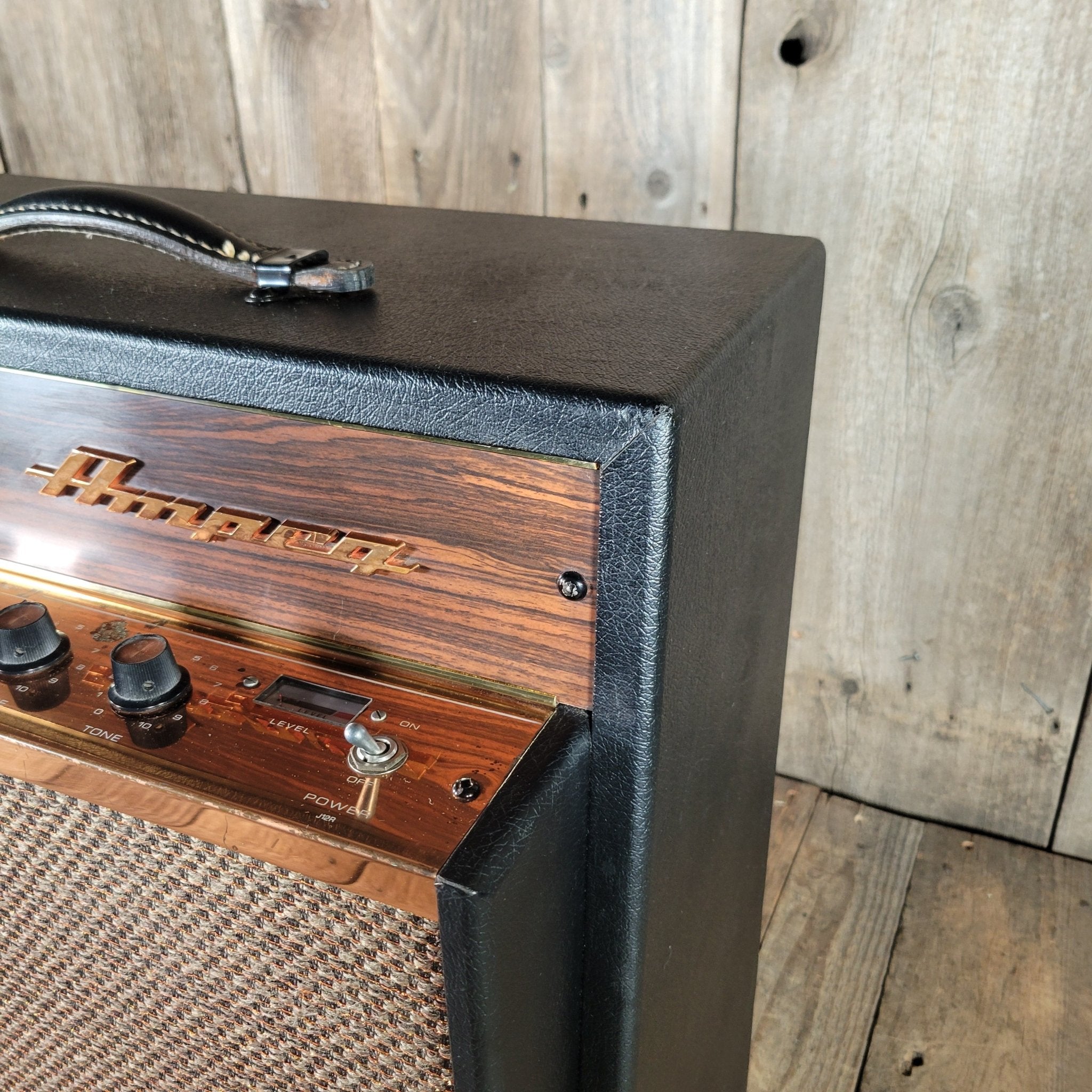 Ampeg J - 12 R Reverbojet GoldenGlo 1967 Vintage Tube Guitar Amp - Mahar's Vintage Guitars