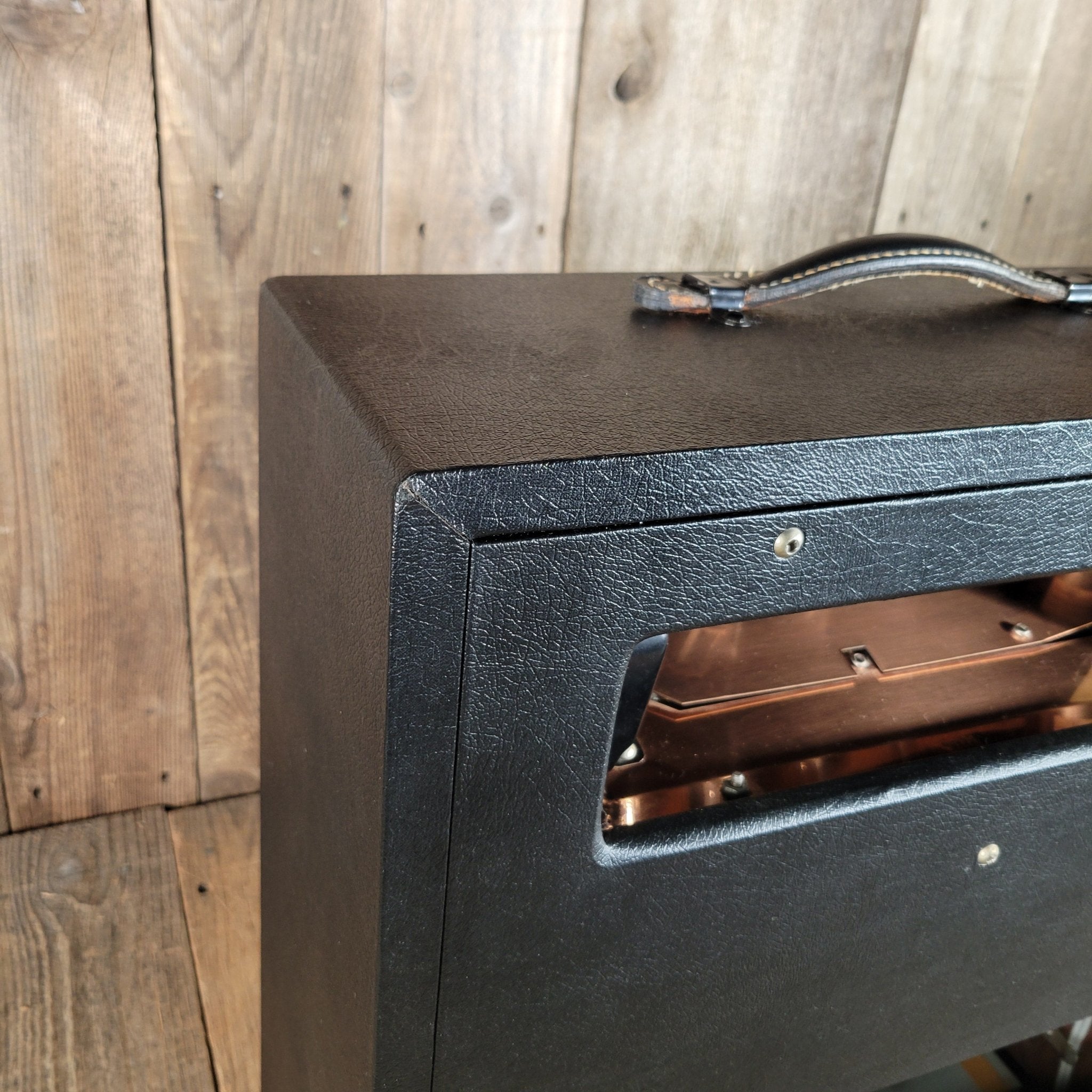 Ampeg J - 12 R Reverbojet GoldenGlo 1967 Vintage Tube Guitar Amp - Mahar's Vintage Guitars