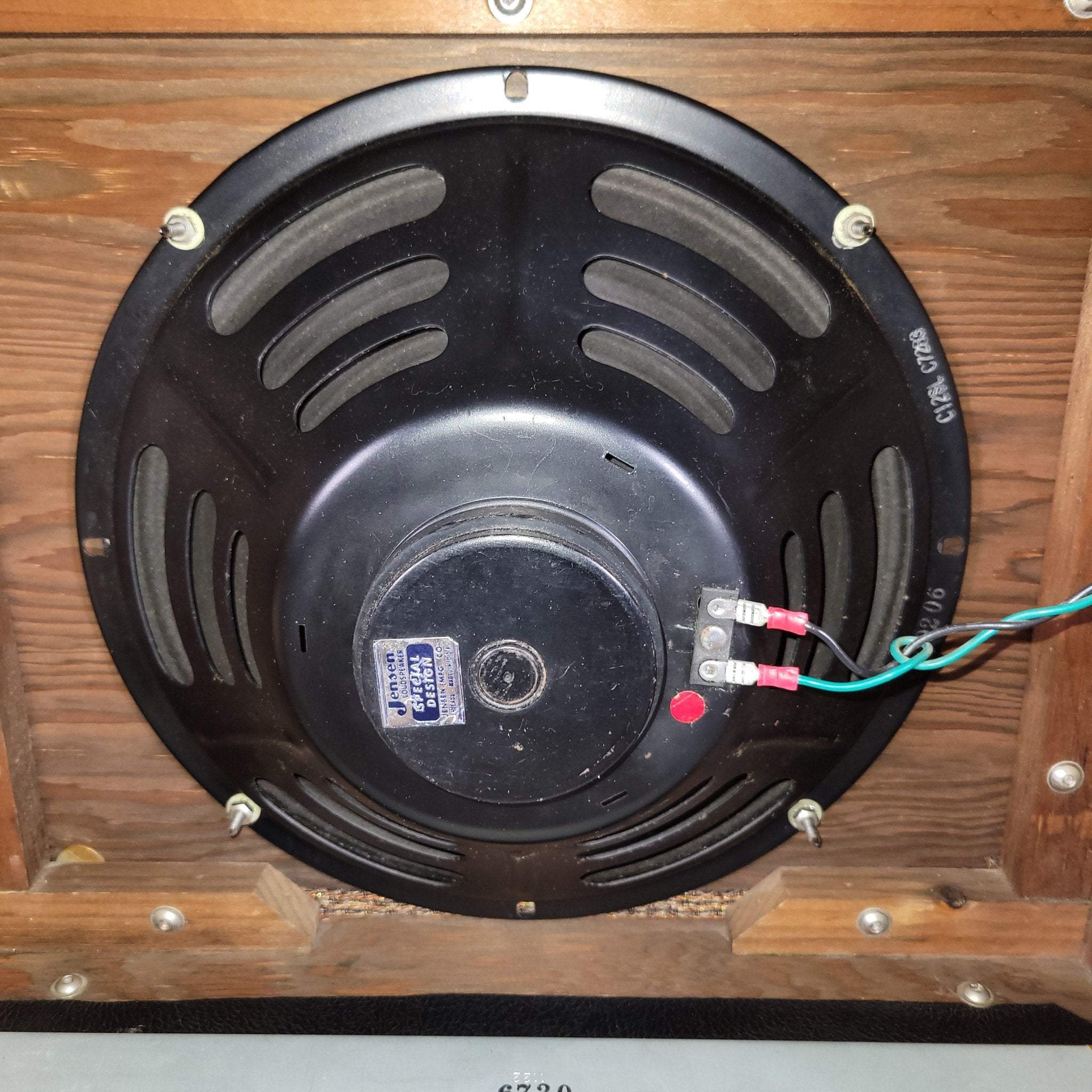 Ampeg J - 12 R Reverbojet GoldenGlo 1967 Vintage Tube Guitar Amp - Mahar's Vintage Guitars