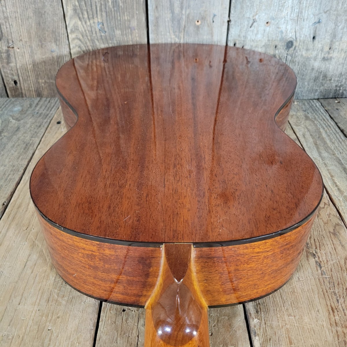 Aria AC - 8 Classical Guitar 1970s – Made in Japan, Tatsuno Factory, Serial 2, w/ Hard Case - Mahar's Vintage Guitars