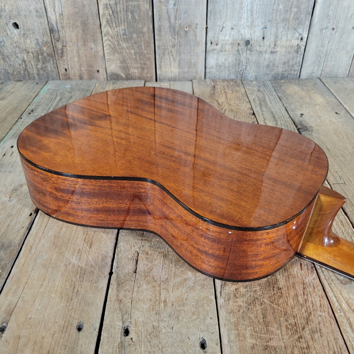 Aria AC - 8 Classical Guitar 1970s – Made in Japan, Tatsuno Factory, Serial 2, w/ Hard Case - Mahar's Vintage Guitars