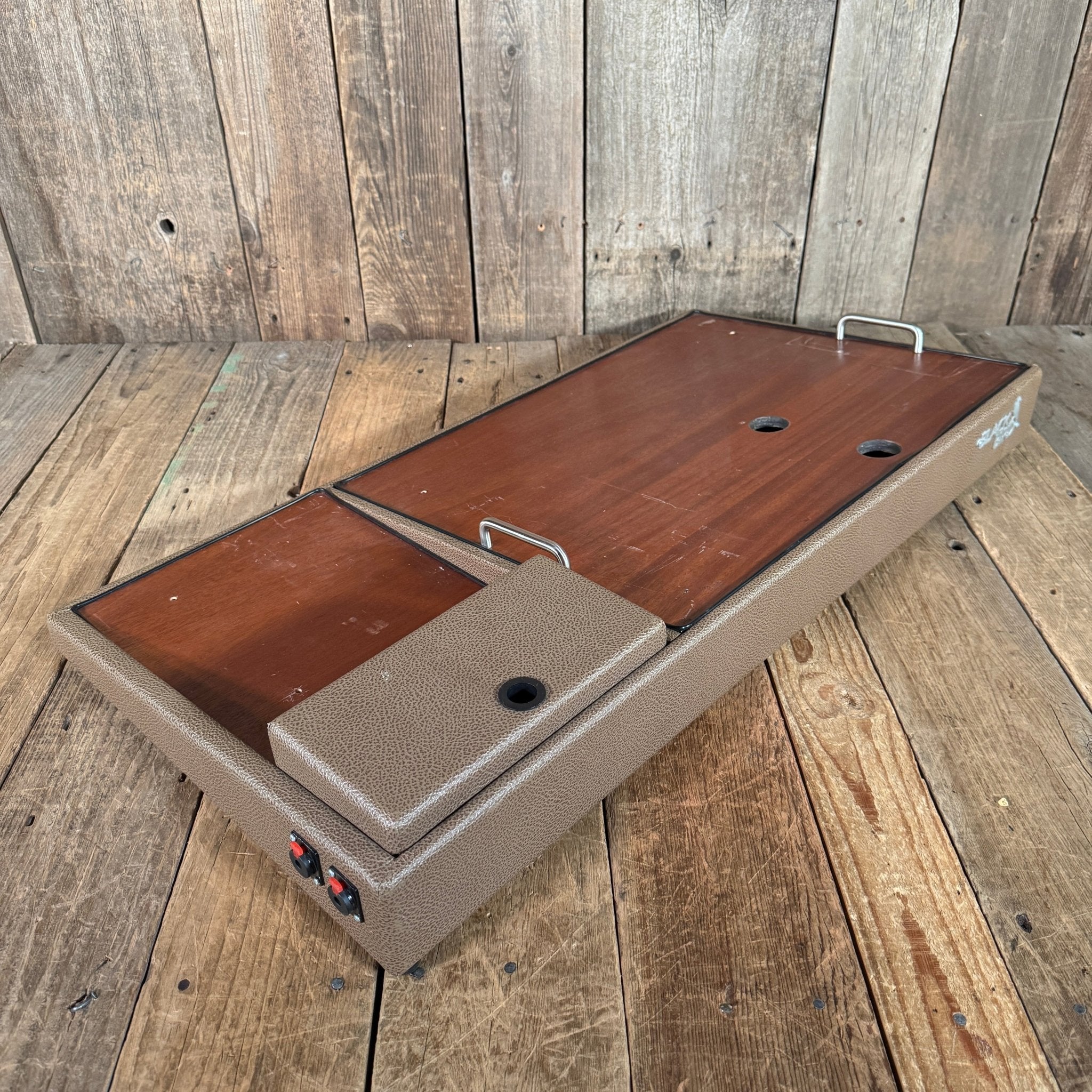 Blackbird Pedalboards Large Custom Tolex Series - Mahar's Vintage Guitars