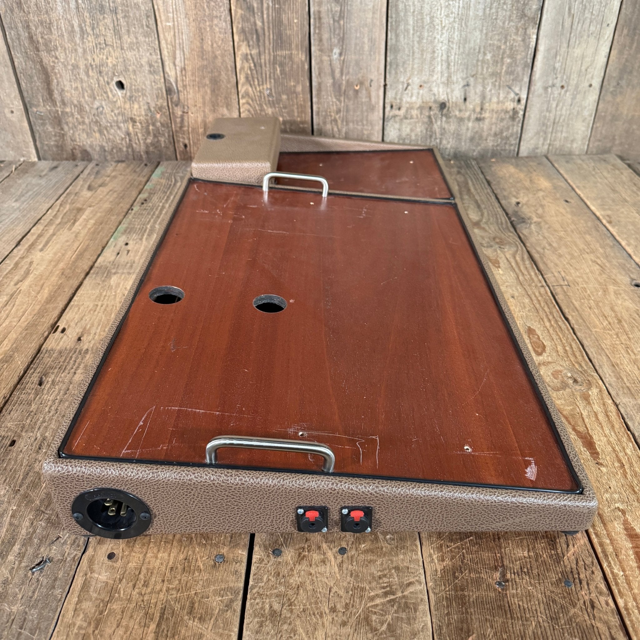 Blackbird Pedalboards Large Custom Tolex Series - Mahar's Vintage Guitars