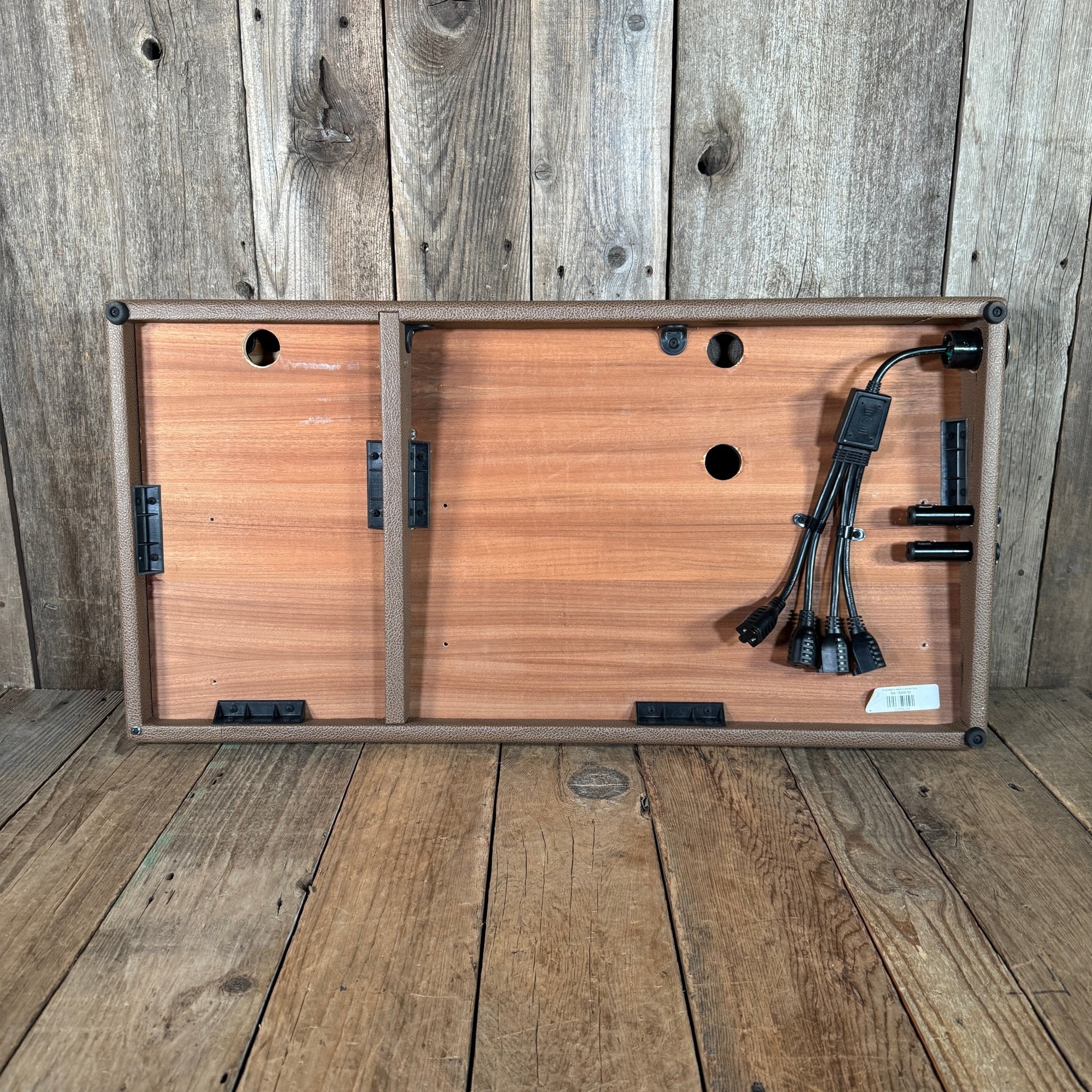 Blackbird Pedalboards Large Custom Tolex Series - Mahar's Vintage Guitars