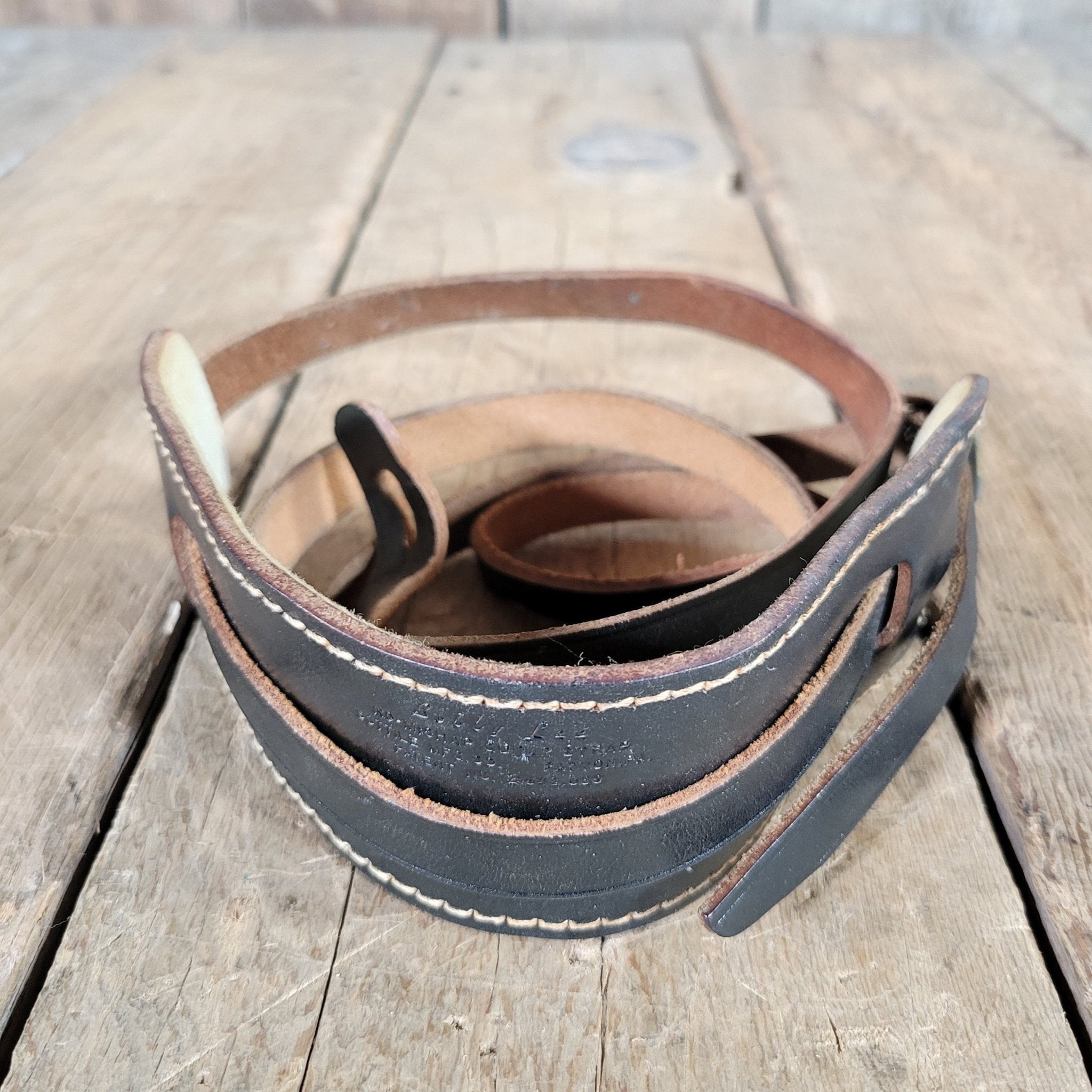 Bobby Lee Black Leather Padded Guitar Strap - Mahar's Vintage Guitars