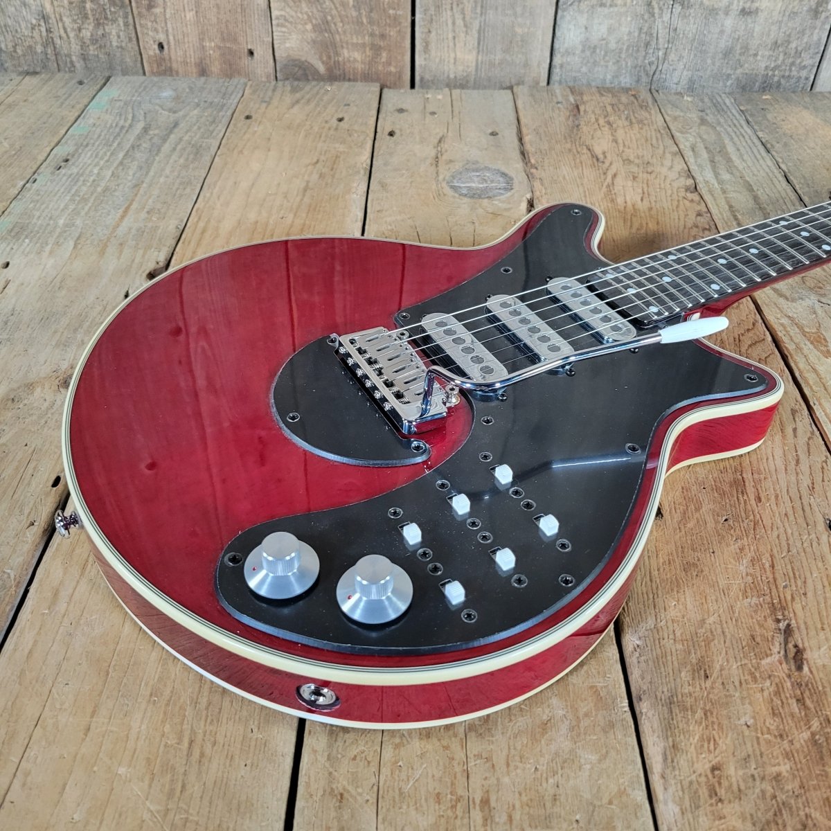 Brian May Signature Red Special Electric Guitar – 2021 Mint, Original Box & Gig Bag - Mahar's Vintage Guitars