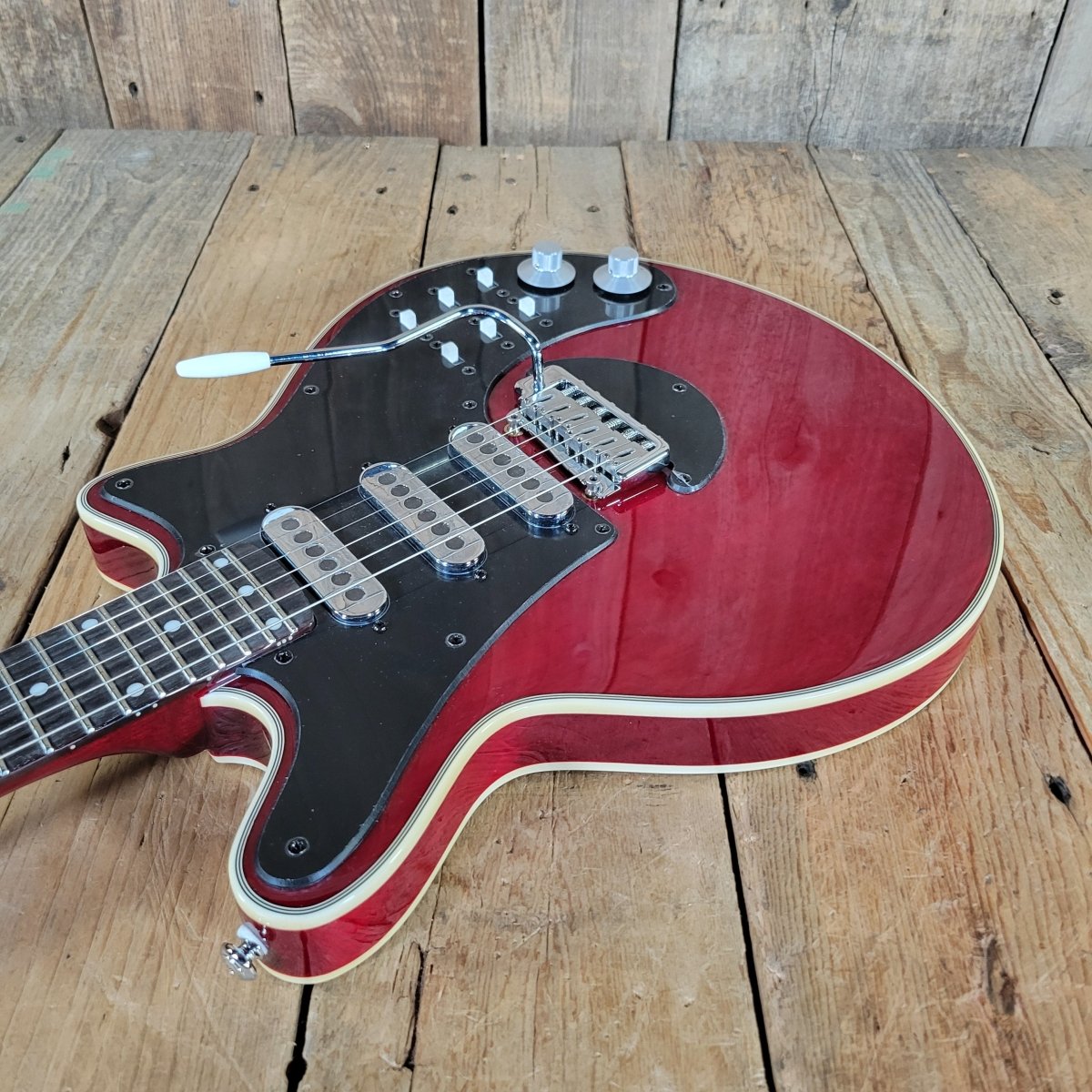 Brian May Signature Red Special Electric Guitar – 2021 Mint, Original Box & Gig Bag - Mahar's Vintage Guitars