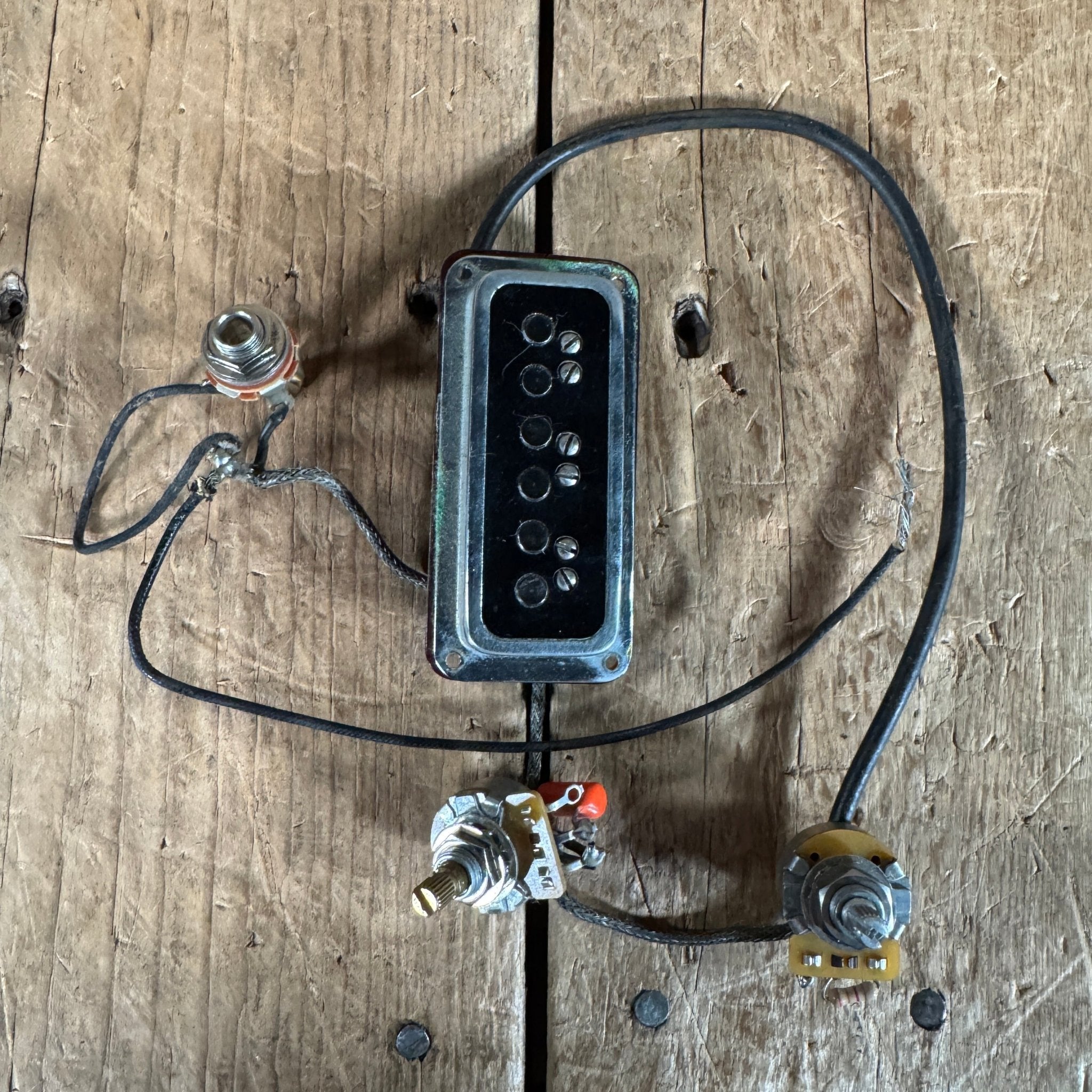 DeArmond Dynasonic Pickup Gretsch 1950s With Pots and Jack - Mahar's Vintage Guitars