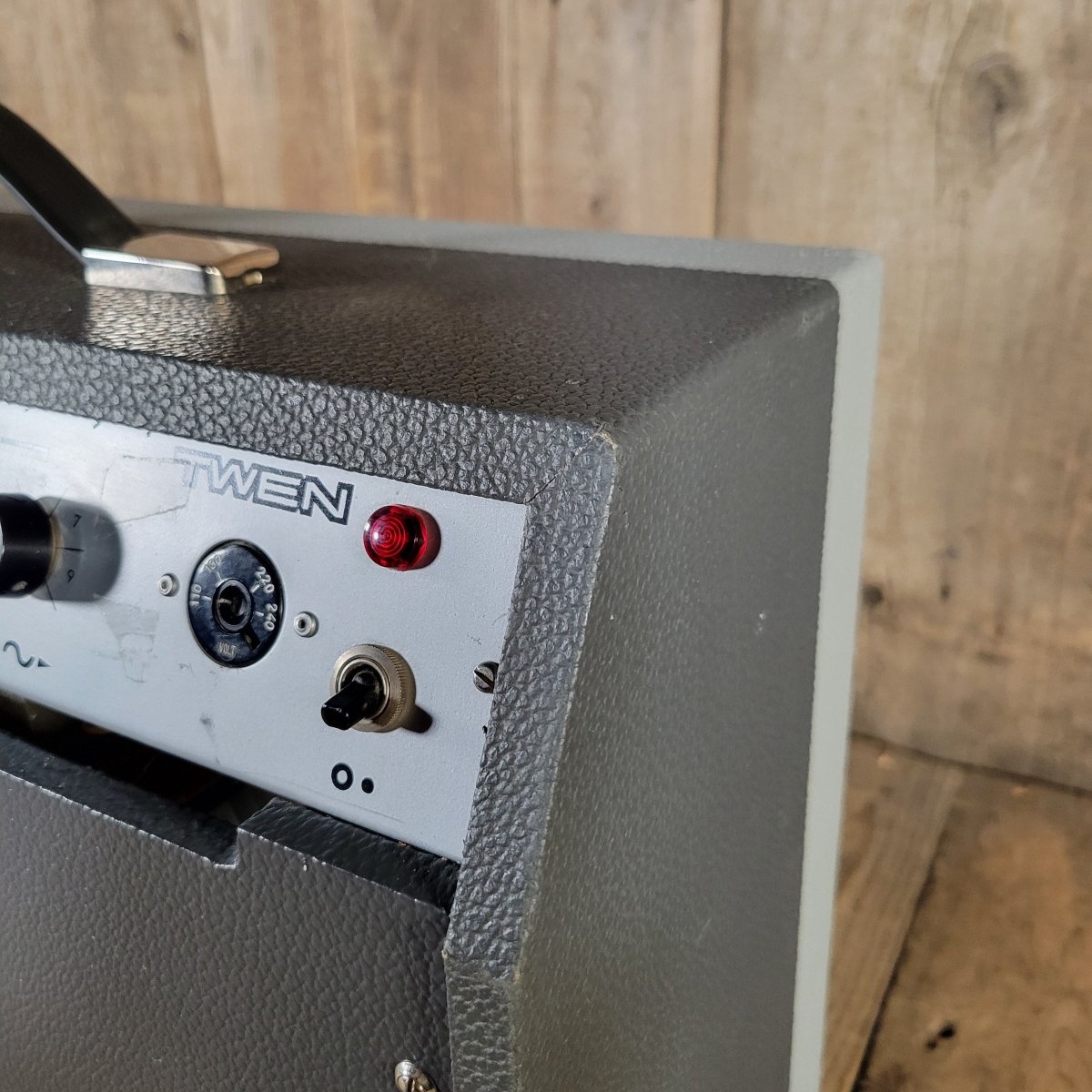 Dynacord Twen Vibrato (r) 1960s - Mahar's Vintage Guitars