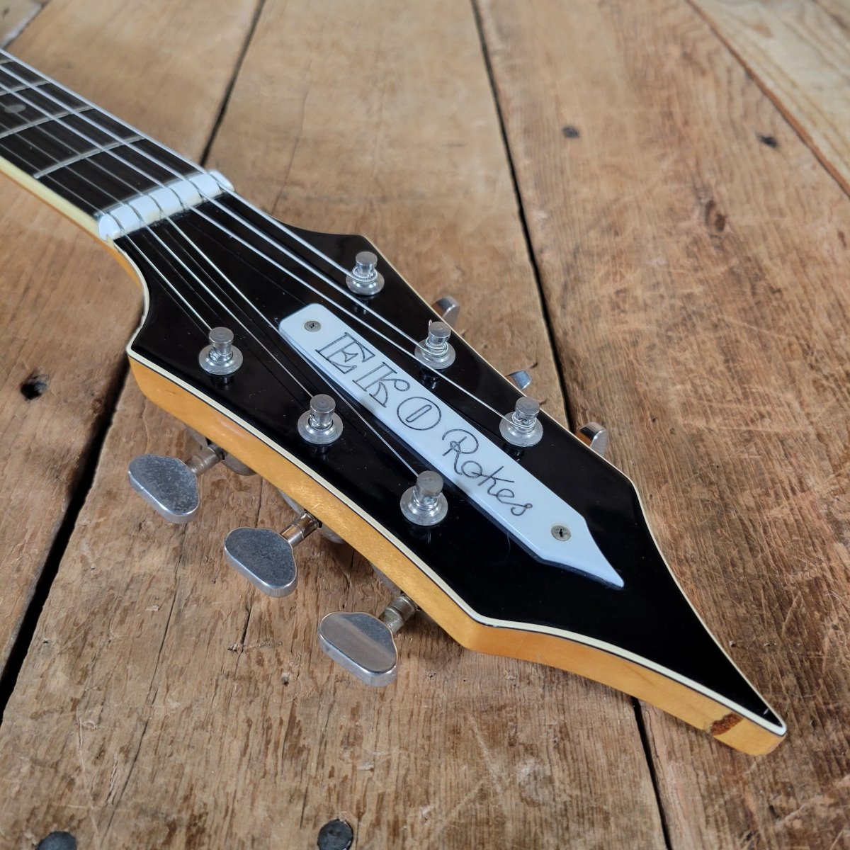EKO Rocket Rokes Model VI Sunburst 1960s – Vintage Italian Electric Guitar with Original Case - Mahar's Vintage Guitars