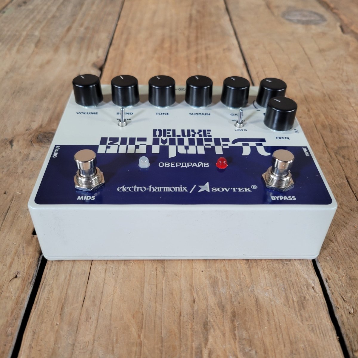 Electro - Harmonix Sovtek Deluxe Big Muff Pi Distortion/Sustainer Pedal - Mahar's Vintage Guitars