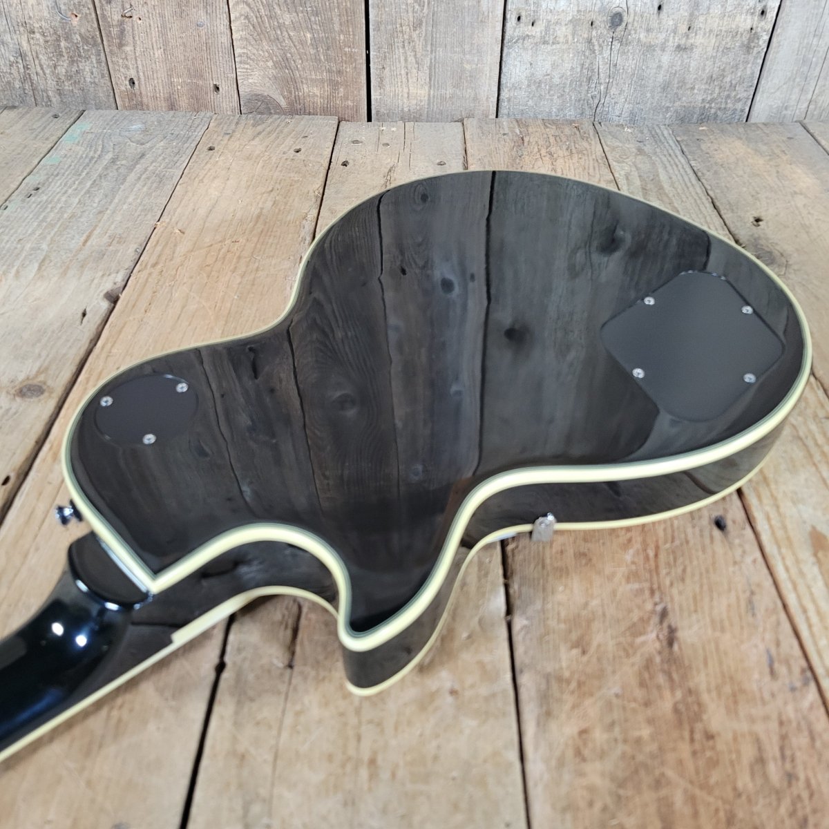 Epiphone Les Paul Custom Limited Edition Silverburst 2008 – Original Limited Run - Mahar's Vintage Guitars