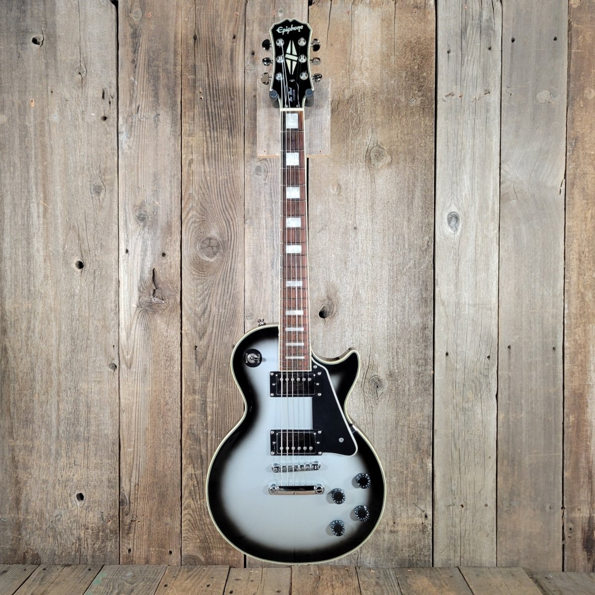 Epiphone Les Paul Custom Limited Edition Silverburst 2008 – Original Limited Run - Mahar's Vintage Guitars