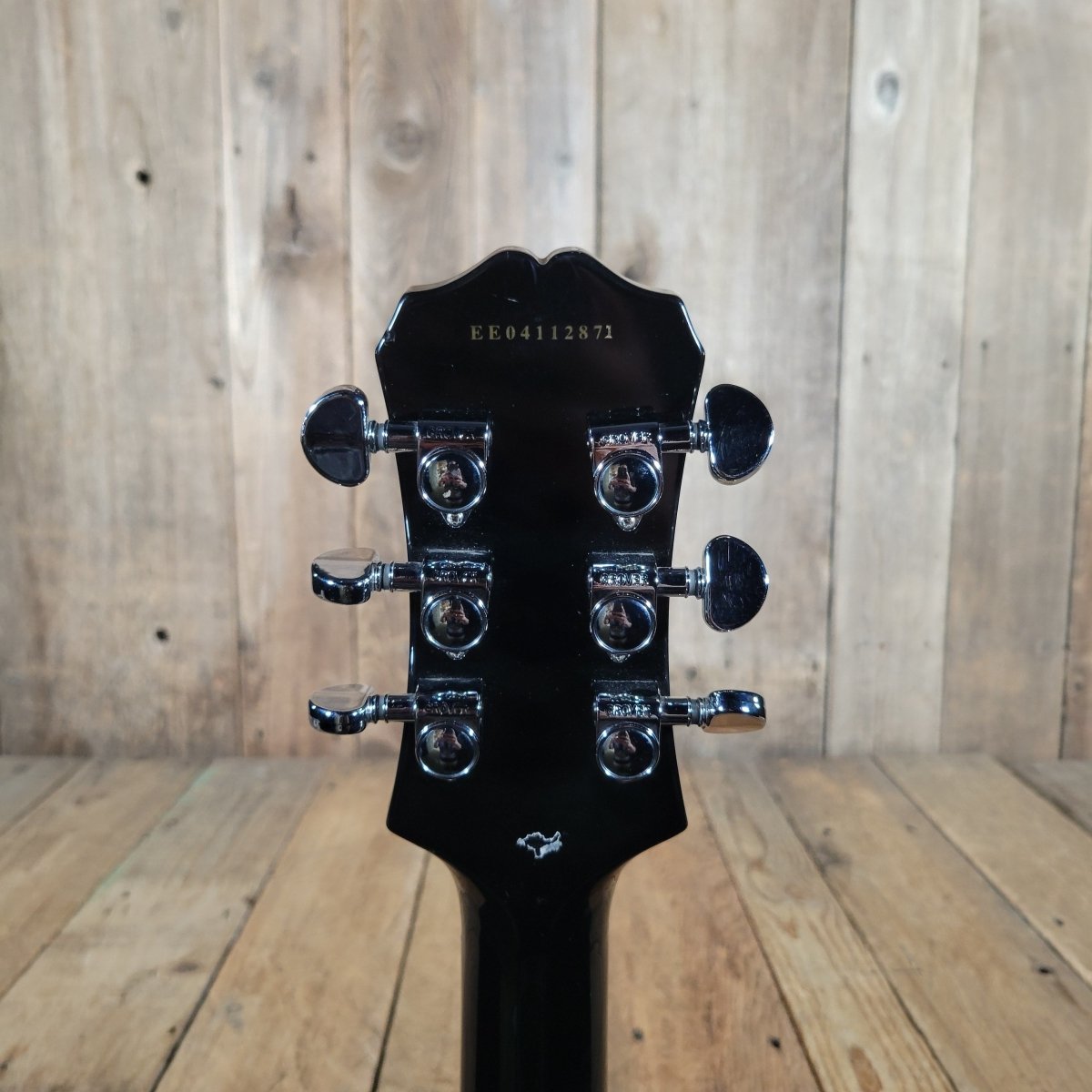 Epiphone SG - 400 Ebony 2004 Electric Guitar with SKB Hardshell Case - Mahar's Vintage Guitars