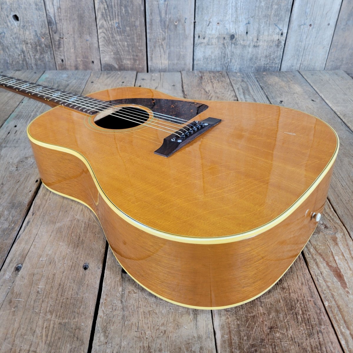 Epiphone Texan FT79N Acoustic Guitar 1967 – Natural Finish, Near Mint, Original Chipboard Cas - Mahar's Vintage Guitars