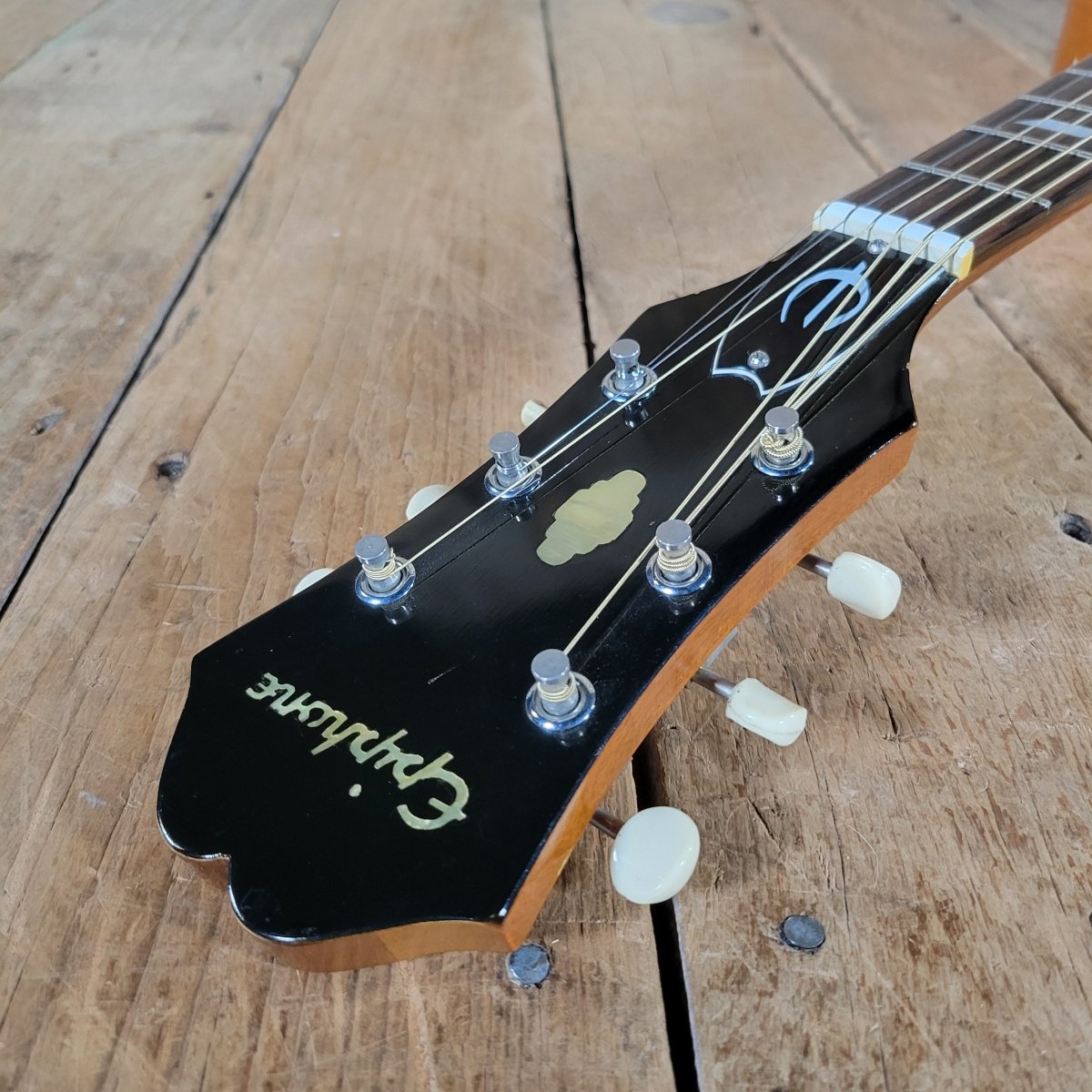 Epiphone Texan FT79N Acoustic Guitar 1967 – Natural Finish, Near Mint, Original Chipboard Cas - Mahar's Vintage Guitars