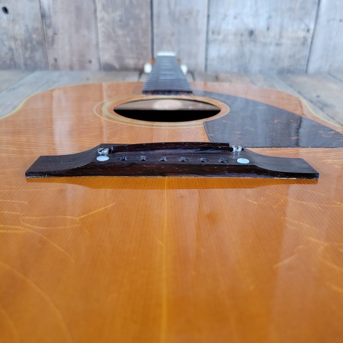 Epiphone Texan FT79N Acoustic Guitar 1967 – Natural Finish, Near Mint, Original Chipboard Cas - Mahar's Vintage Guitars