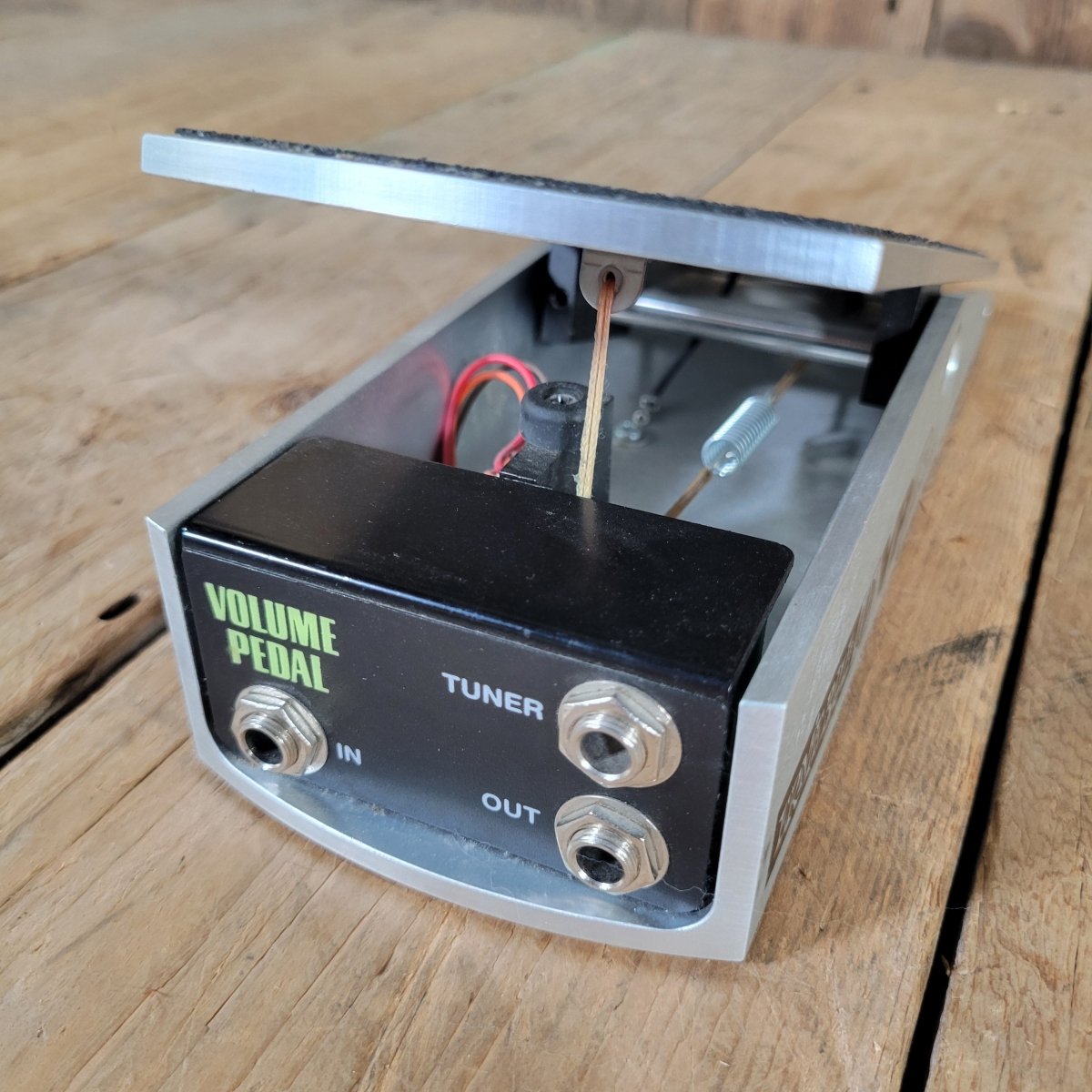 Ernie Ball 6180 VP Jr Volume Pedal - Mahar's Vintage Guitars