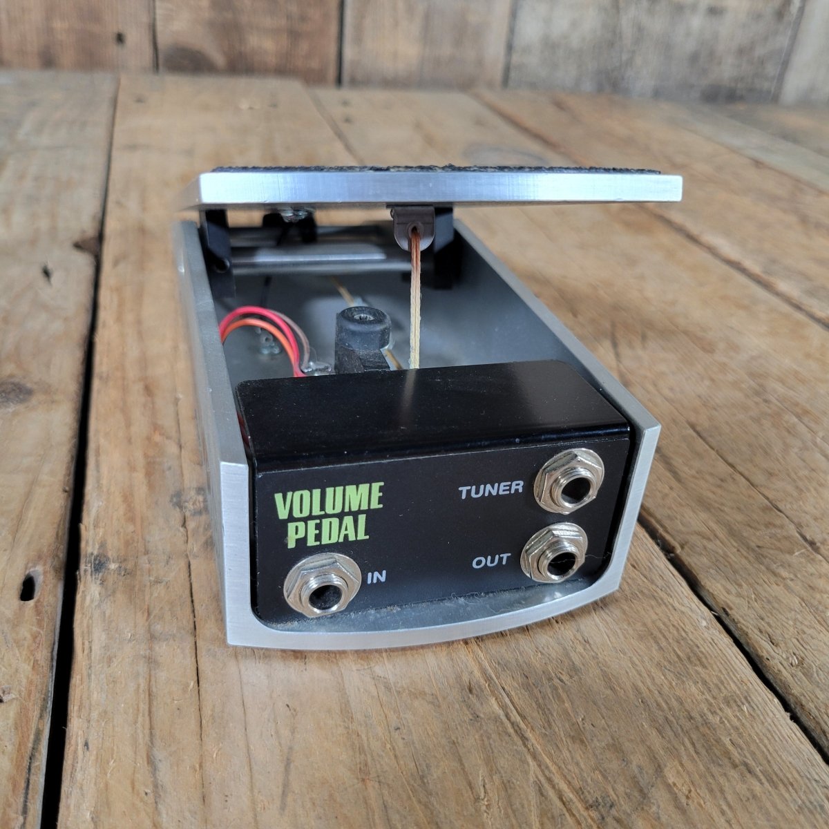 Ernie Ball 6180 VP Jr Volume Pedal - Mahar's Vintage Guitars