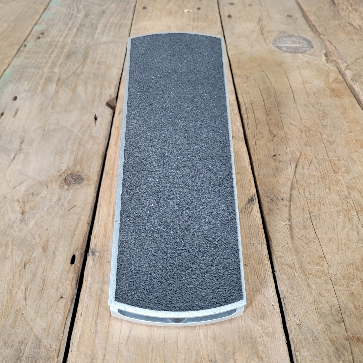 Ernie Ball 6180 VP Jr Volume Pedal - Mahar's Vintage Guitars