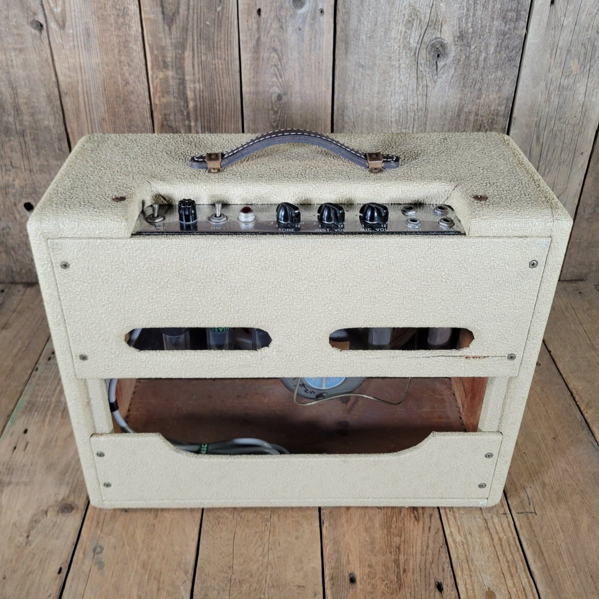 Fender 1958 Deluxe 5E3 Tweed with Factory 1963 White Tolex Recover - Mahar's Vintage Guitars