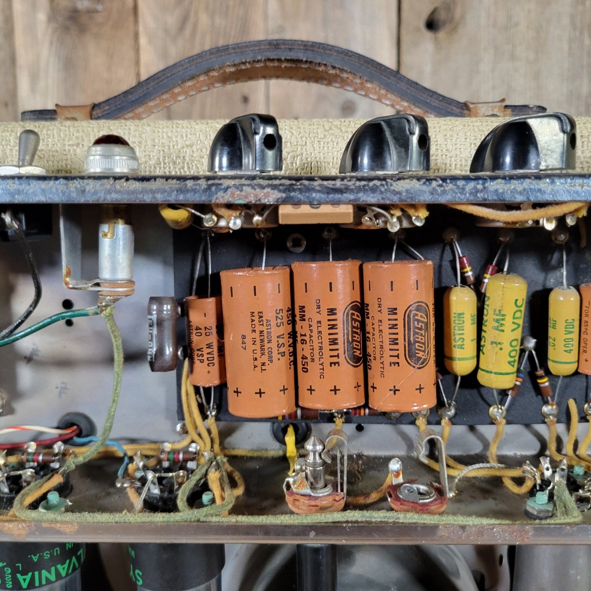 Fender 1958 Deluxe 5E3 Tweed with Factory 1963 White Tolex Recover - Mahar's Vintage Guitars