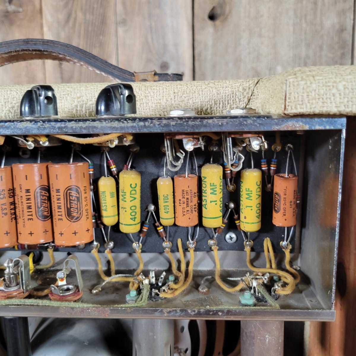 Fender 1958 Deluxe 5E3 Tweed with Factory 1963 White Tolex Recover - Mahar's Vintage Guitars