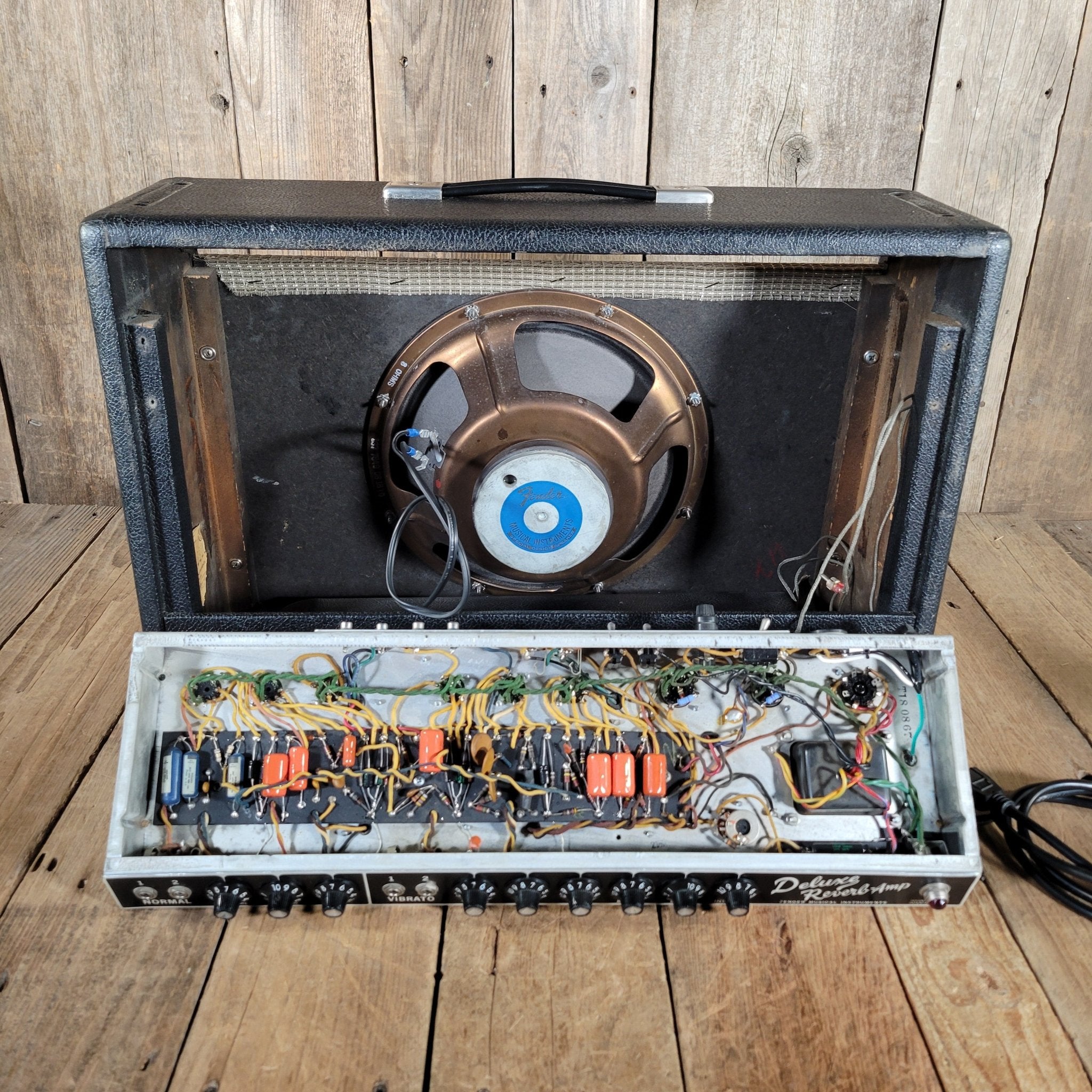 Fender 1967 Deluxe Reverb Black Panel – 22 - Watt AB763 Tube Combo with Spring Reverb & Tremolo - Mahar's Vintage Guitars