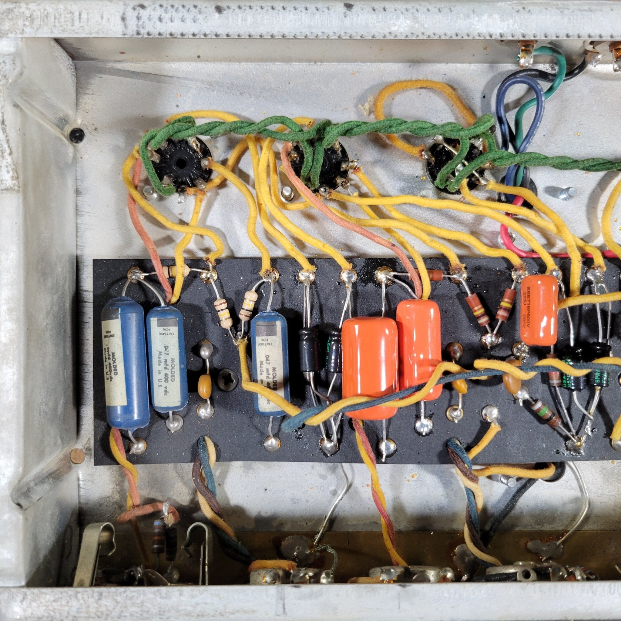 Fender 1967 Deluxe Reverb Black Panel – 22 - Watt AB763 Tube Combo with Spring Reverb & Tremolo - Mahar's Vintage Guitars