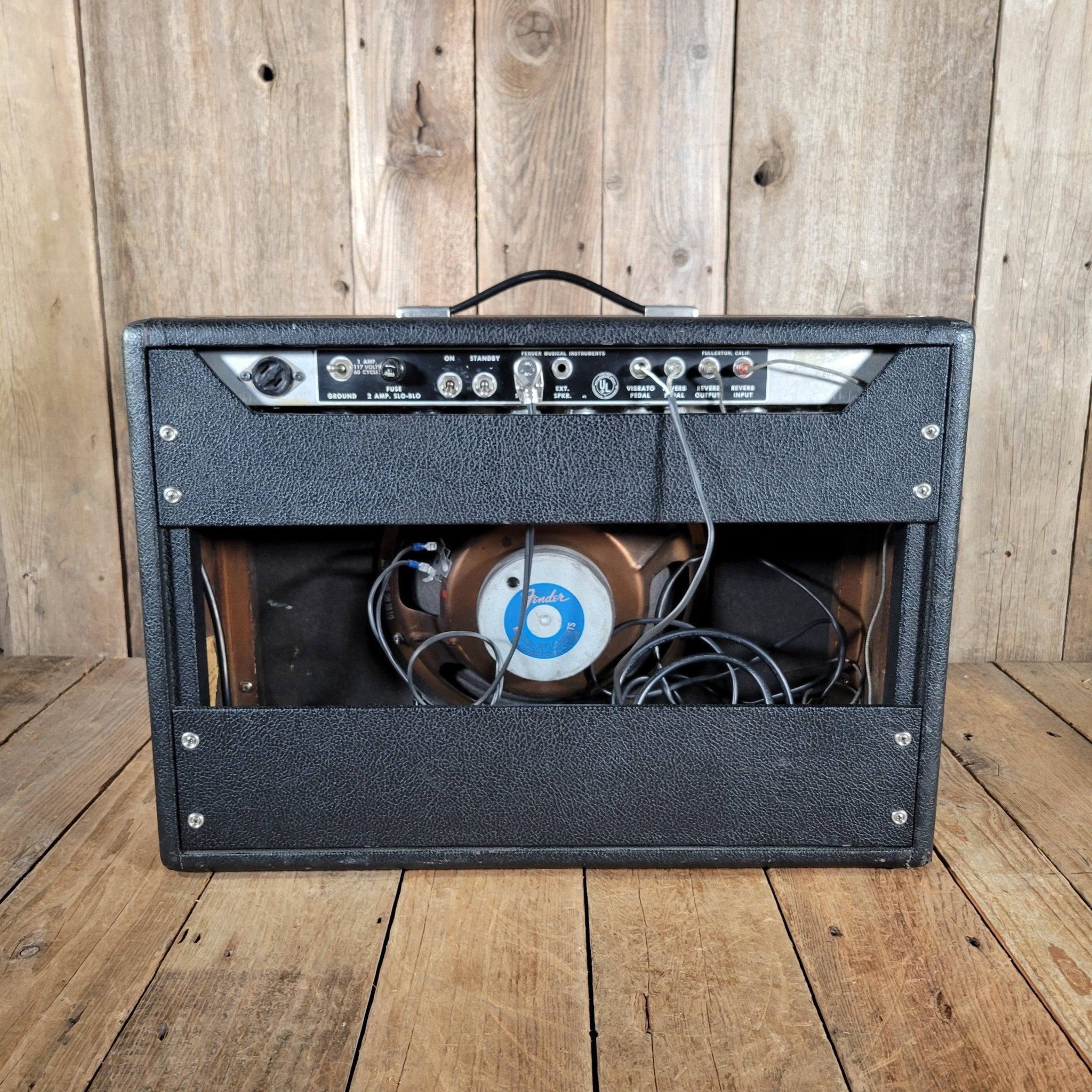 Fender 1967 Deluxe Reverb Black Panel – 22 - Watt AB763 Tube Combo with Spring Reverb & Tremolo - Mahar's Vintage Guitars