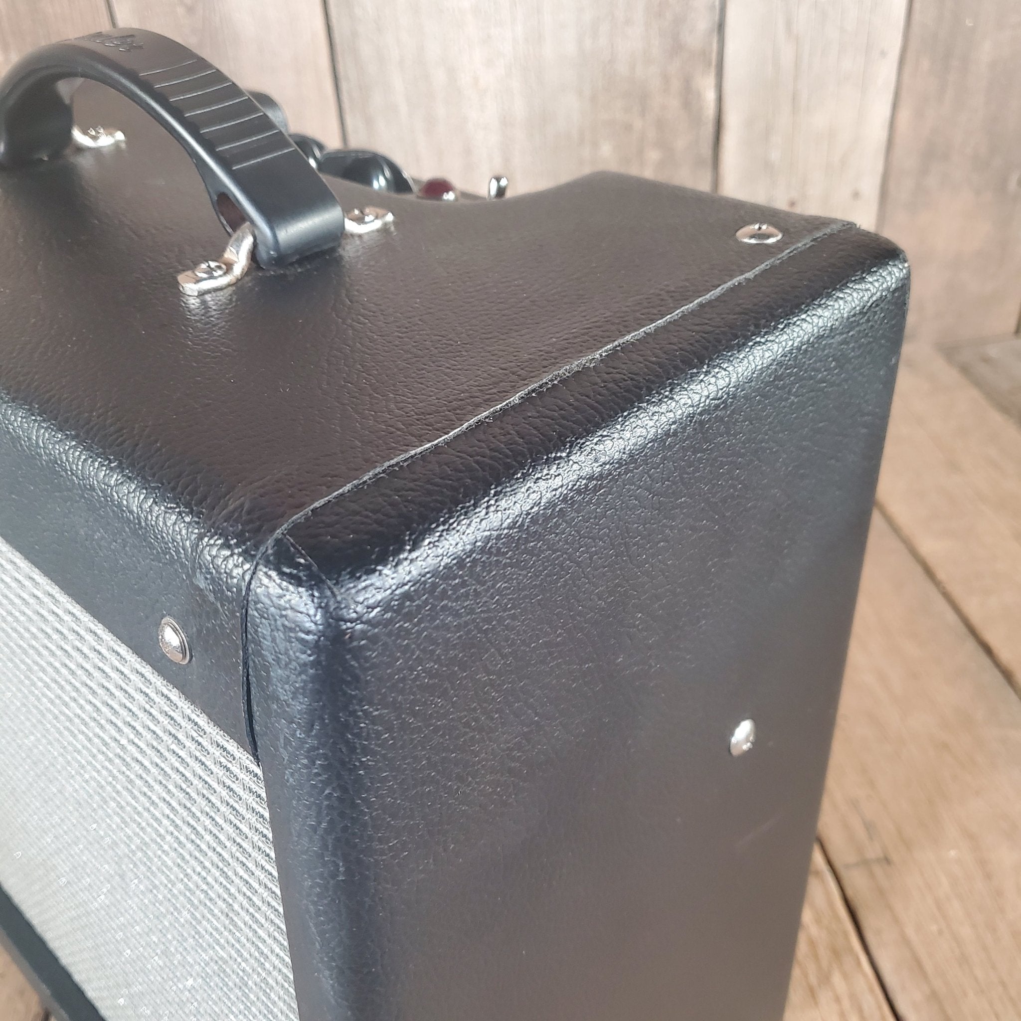 Fender 2015 Pro Junior III – 15 - Watt All - Tube Combo Amp - Mahar's Vintage Guitars