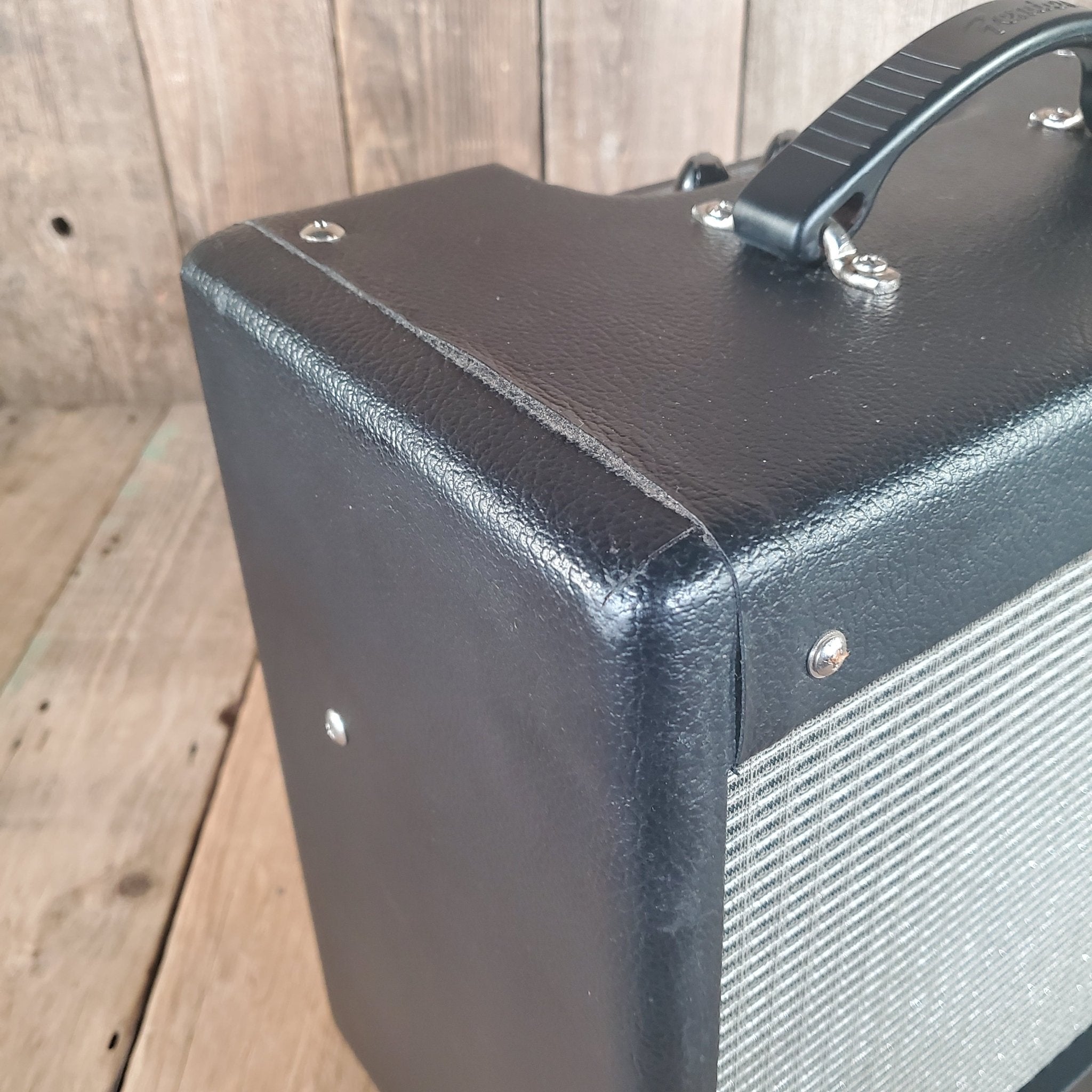 Fender 2015 Pro Junior III – 15 - Watt All - Tube Combo Amp - Mahar's Vintage Guitars