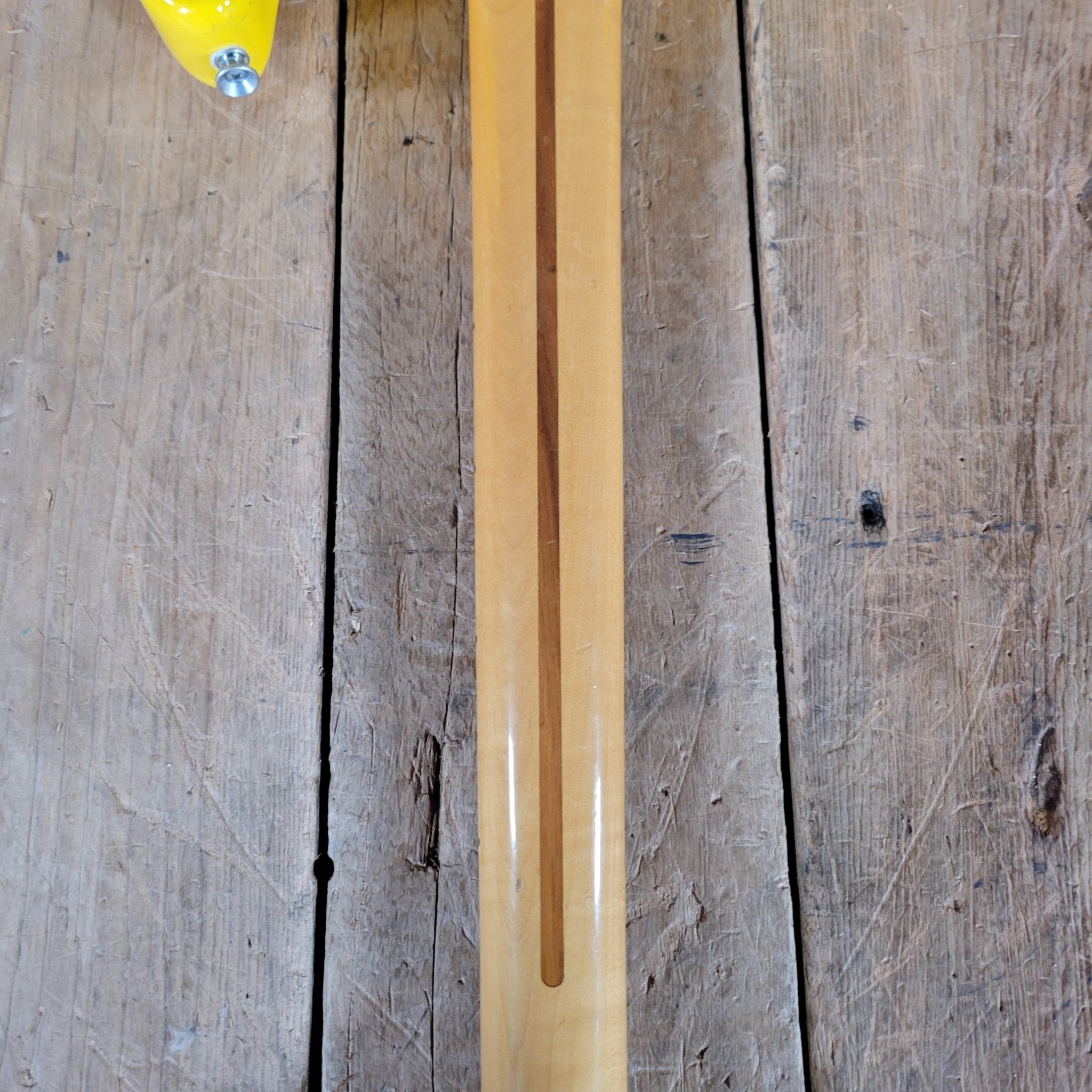 Fender American Standard Stratocaster Graffiti Yellow 1989 – Rare Custom Color Vintage USA Strat - Mahar's Vintage Guitars