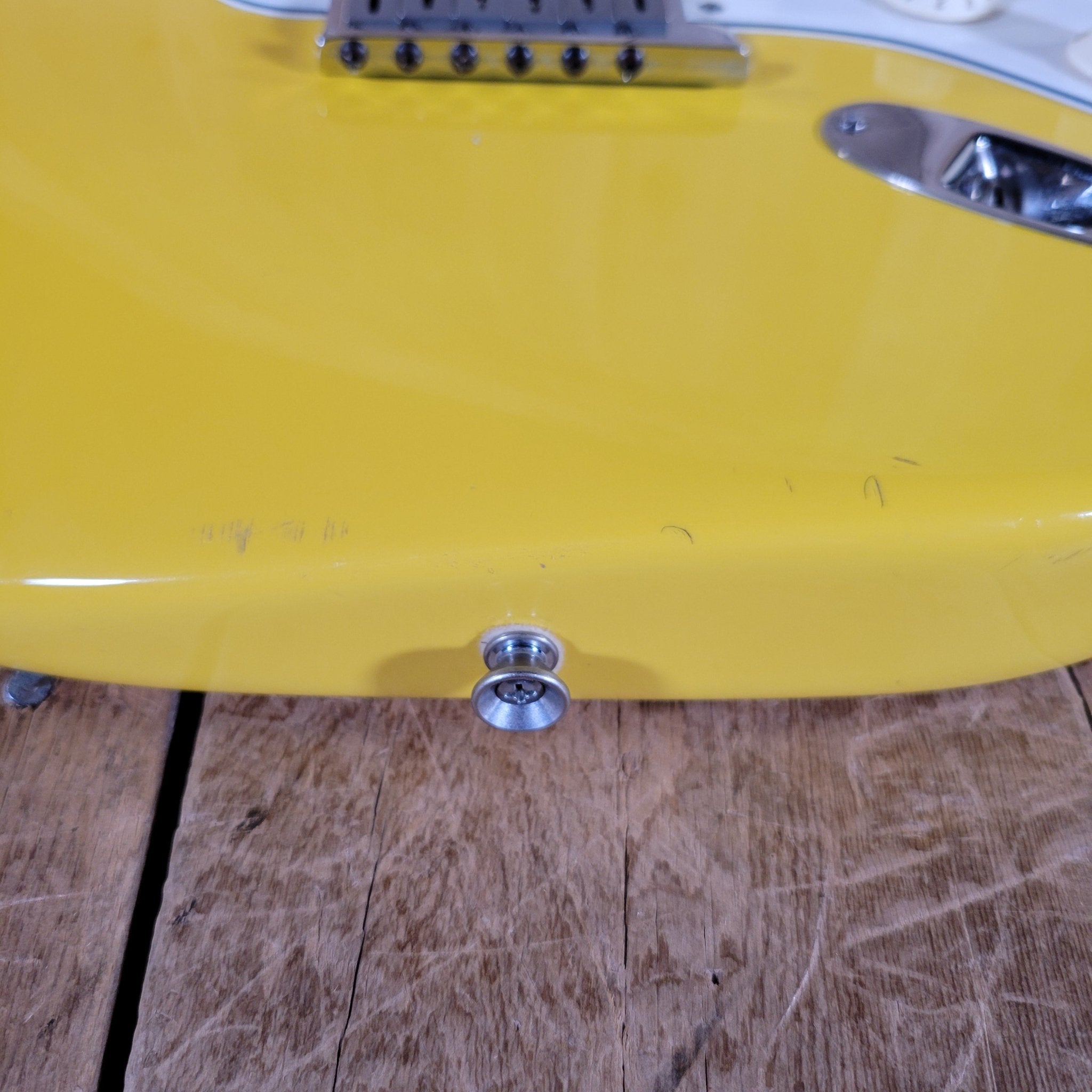 Fender American Standard Stratocaster Graffiti Yellow 1989 – Rare Custom Color Vintage USA Strat - Mahar's Vintage Guitars