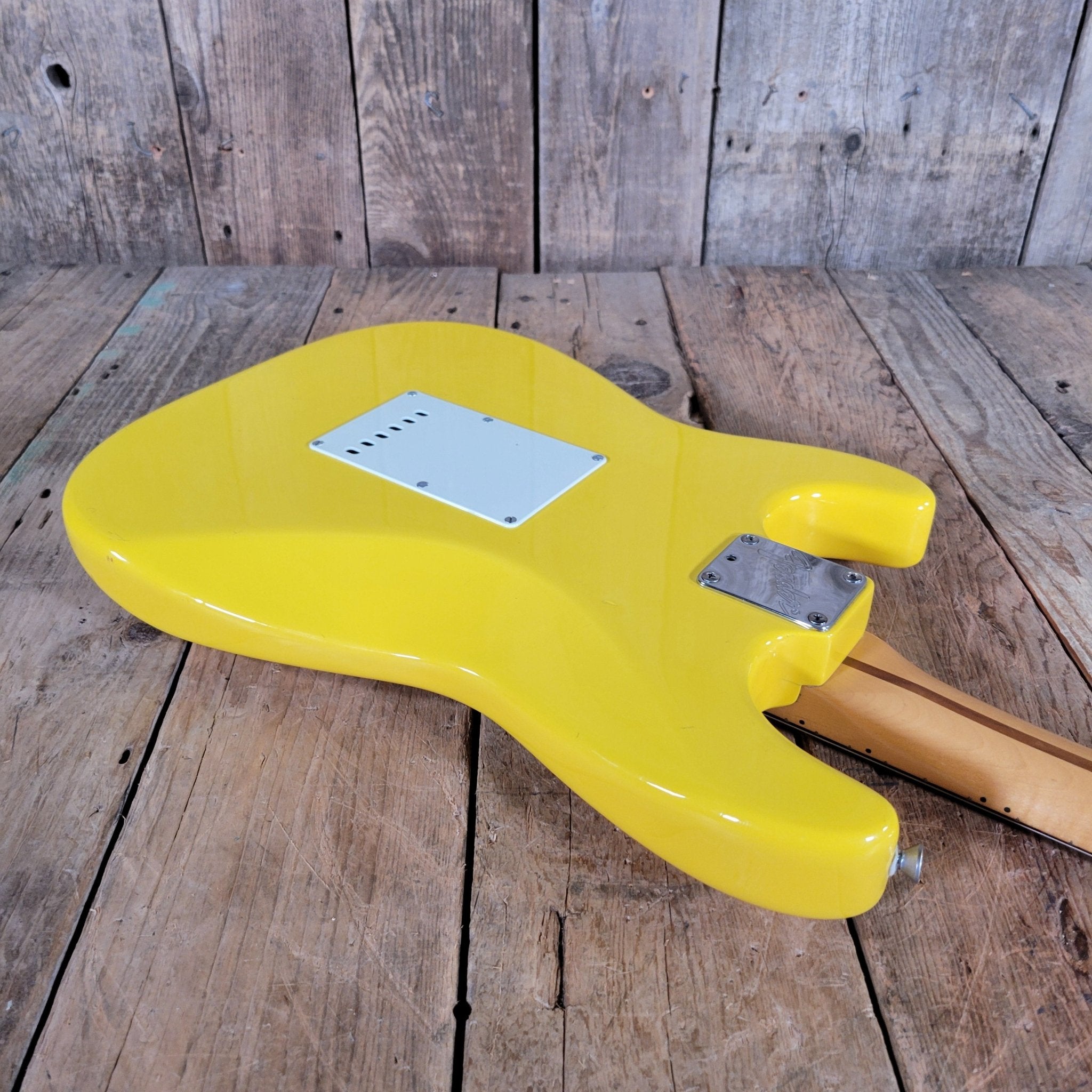 Fender American Standard Stratocaster Graffiti Yellow 1989 – Rare Custom Color Vintage USA Strat - Mahar's Vintage Guitars