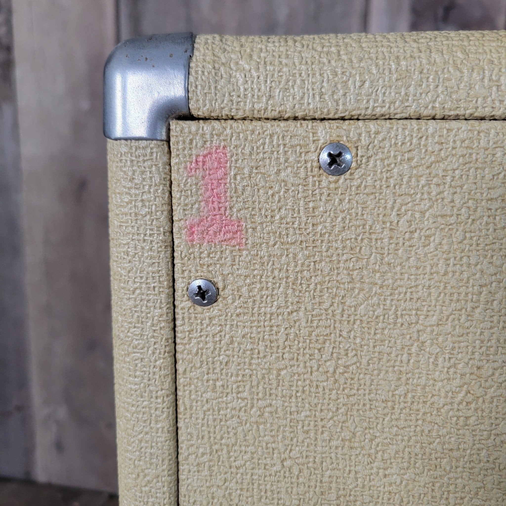 Fender Bandmaster Cab Original Cover Rough White Tolex 1962 - Mahar's Vintage Guitars