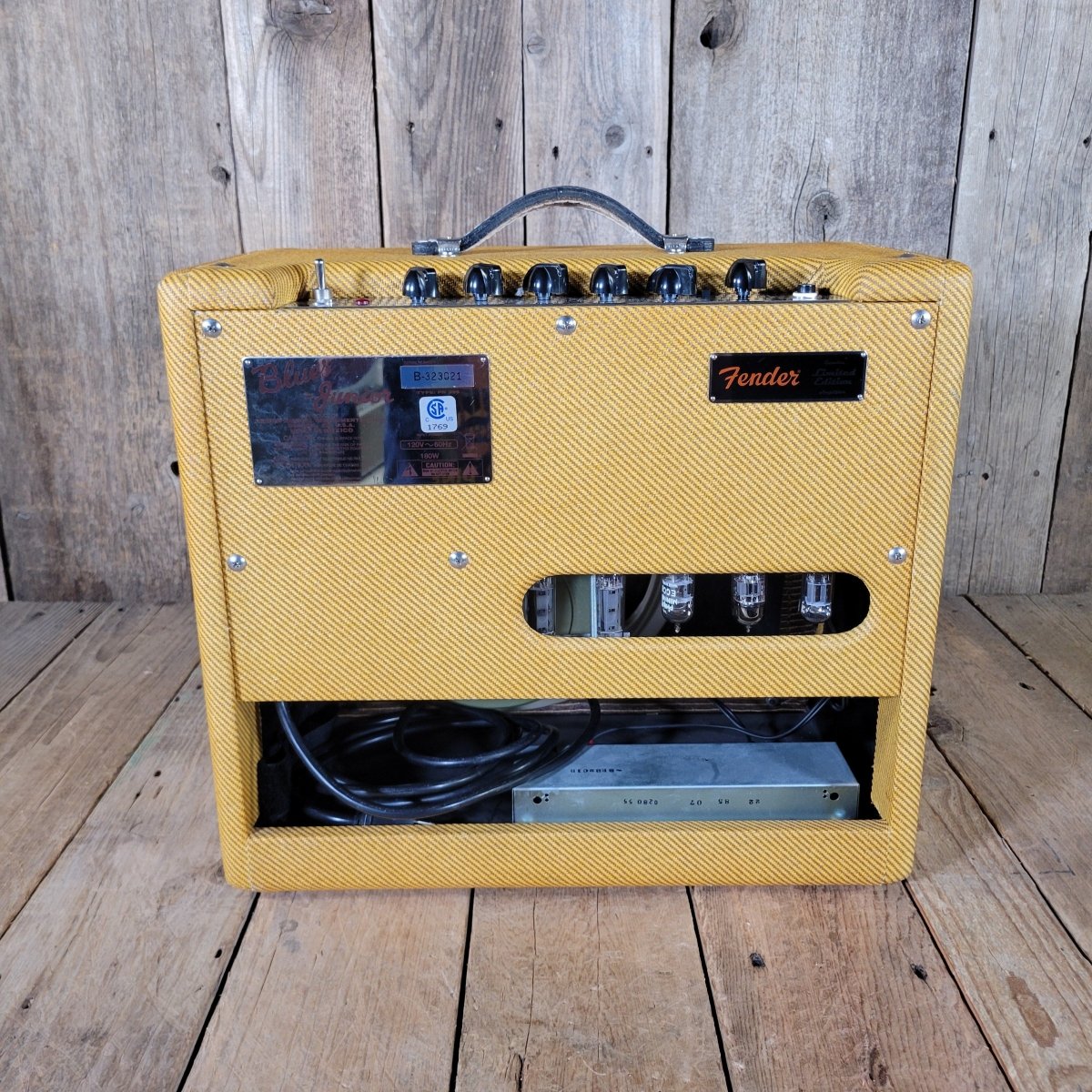 Fender Blues Jr Lacquer Tweed 2007 – Scumback Speaker & RCA Tube Upgrade - Mahar's Vintage Guitars