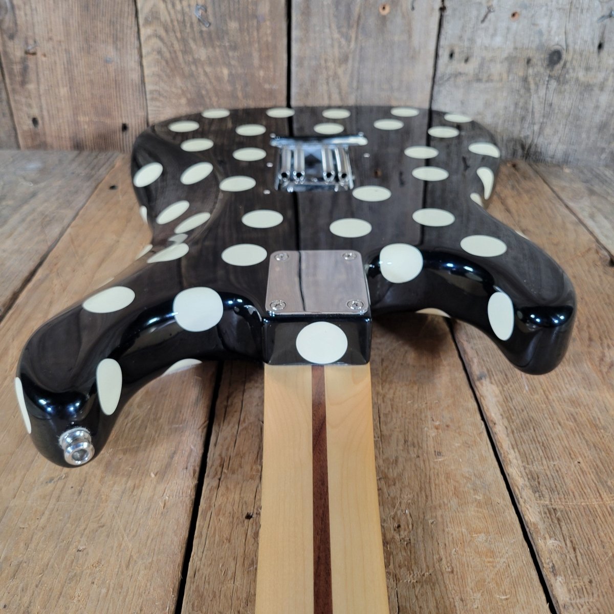 Fender Buddy Guy Signature Stratocaster MIM 2020 – Polka Dot, Original Case - Mahar's Vintage Guitars