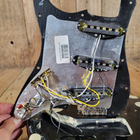 Fender Buddy Guy Signature Stratocaster MIM 2020 – Polka Dot, Original Case - Mahar's Vintage Guitars