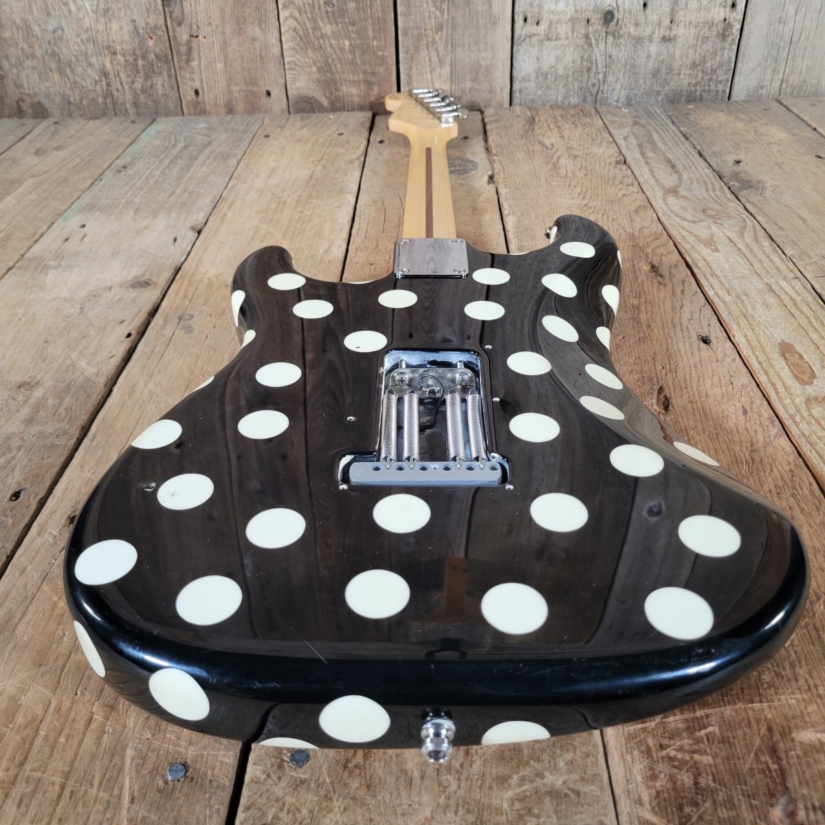 Fender Buddy Guy Signature Stratocaster MIM 2020 – Polka Dot, Original Case - Mahar's Vintage Guitars