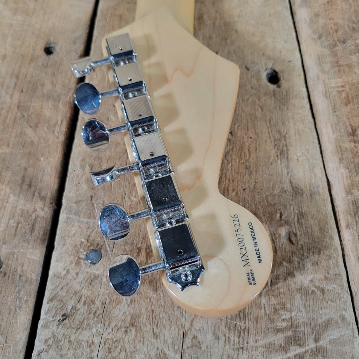 Fender Buddy Guy Signature Stratocaster MIM 2020 – Polka Dot, Original Case - Mahar's Vintage Guitars